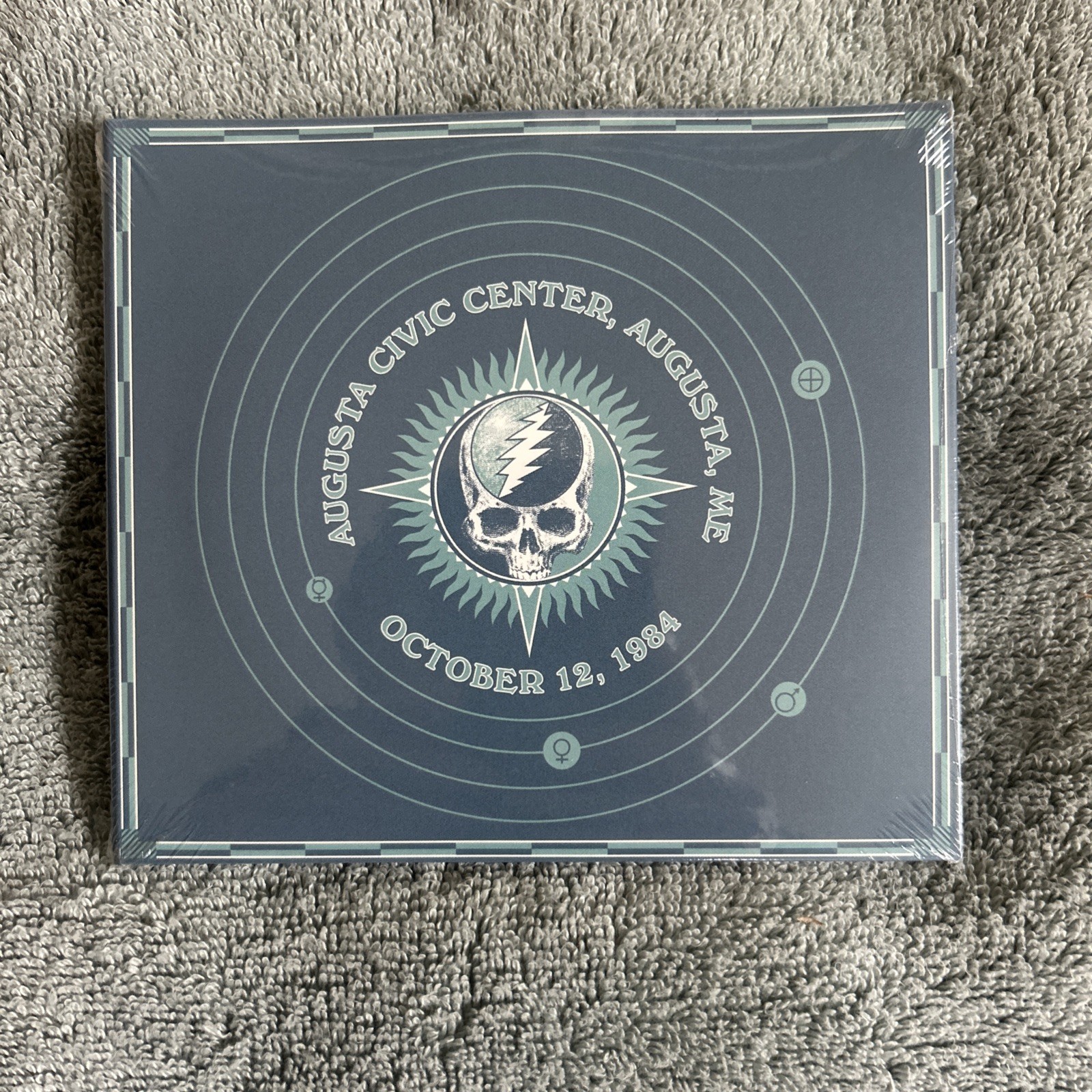 Grateful Dead 30 Trips Around The Sun 1984 Augusta Civic Maine 10/12/84 *NEW* Grateful Dead 30 Trips Around The Sun 1984 Augusta Civic Maine 10/12/84 *NEW*
