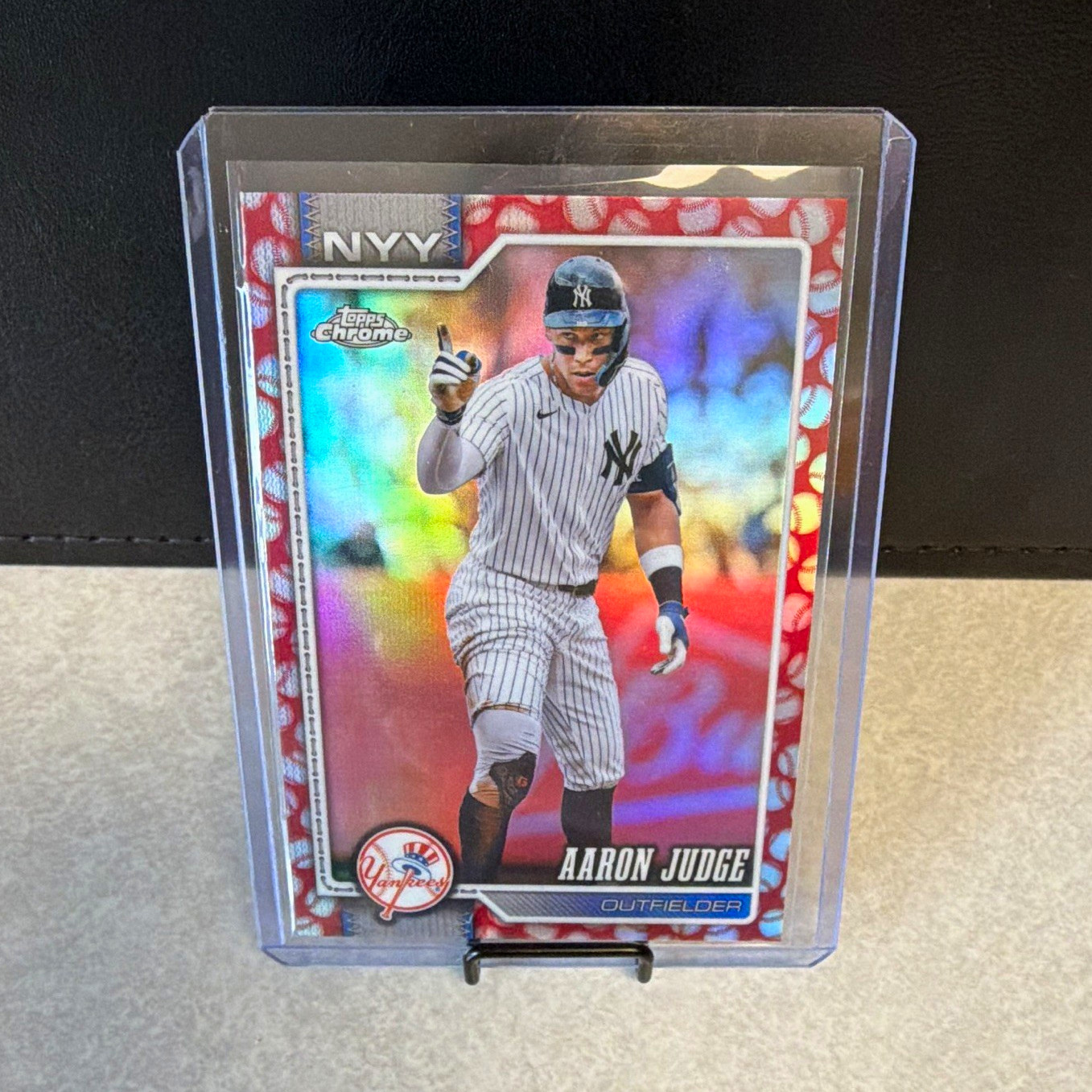 Topps Aaron Judge Yankees 2026 Topps Chrome #100 Baseball Seams Refractor Topps Aaron Judge Yankees 2026 Topps Chrome #100 Baseball Seams Refractor
