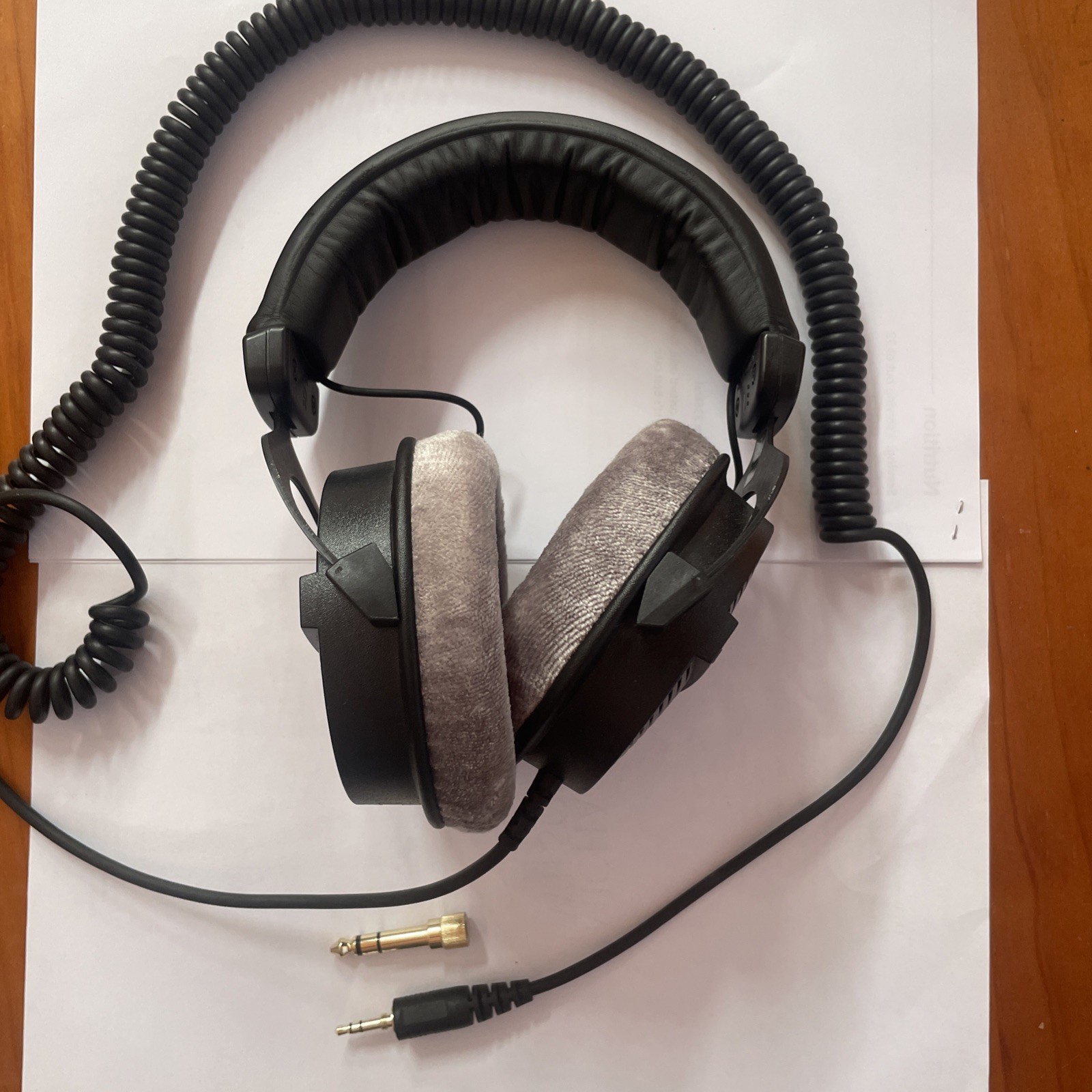 beyerdynamic DT990PRO Over-ear Headphones - Black/Silver beyerdynamic DT990PRO Over-ear Headphones - Black/Silver