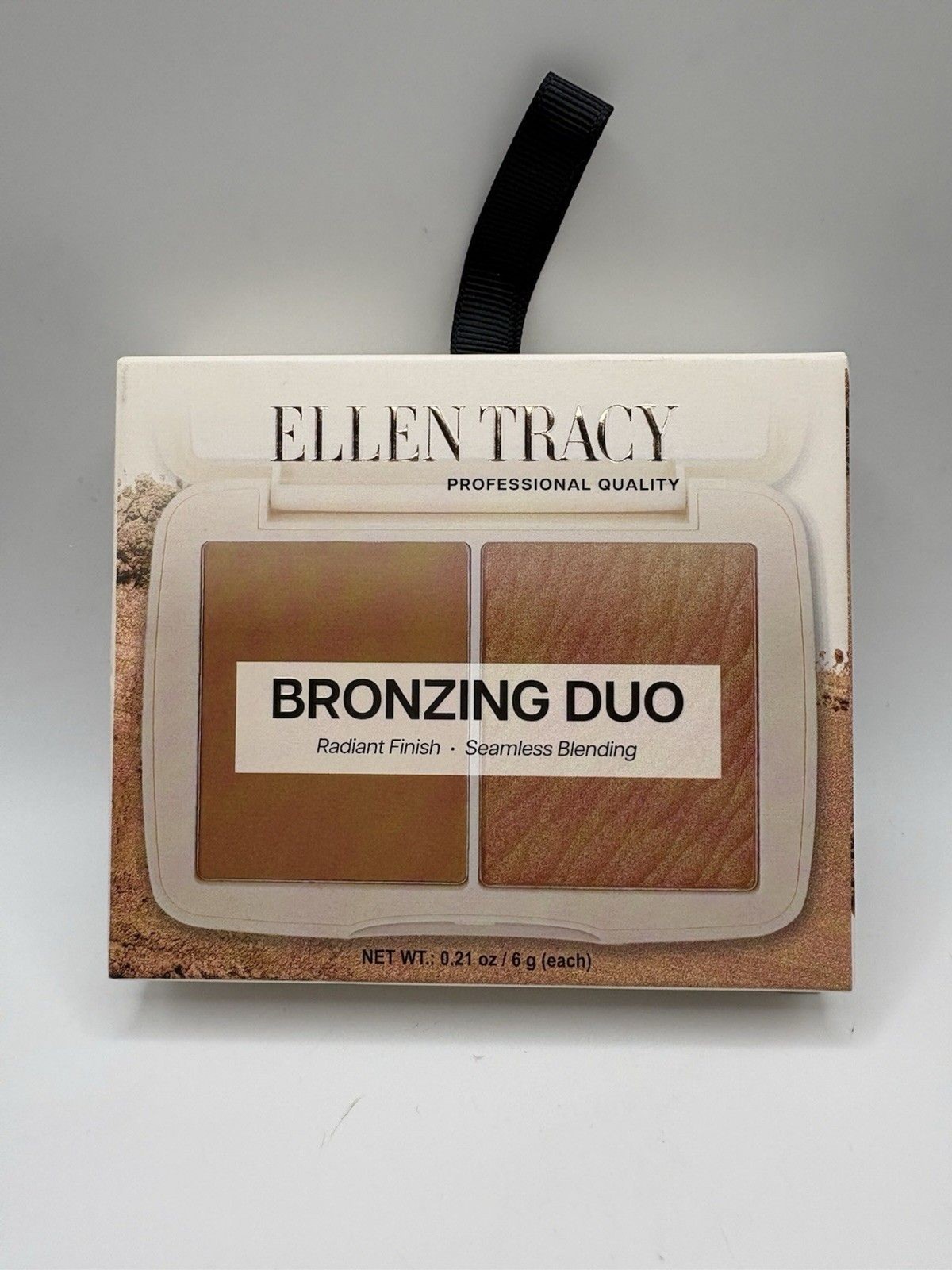 ELLEN TRACY  Bronzing Duo Radiant Duo Seamless Blending Professional Quality