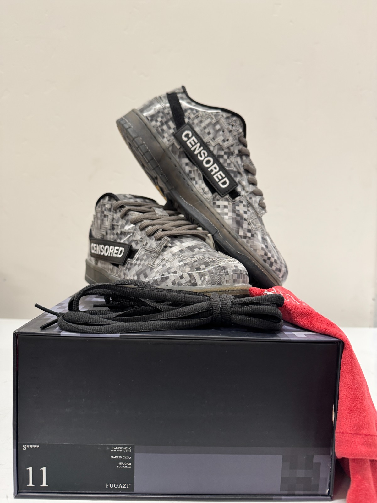FUGAZI SLUG S**** CENSORED Men\'s Size 11 w/ Shoe Bag Black Laces FAI-SSSS-002-C