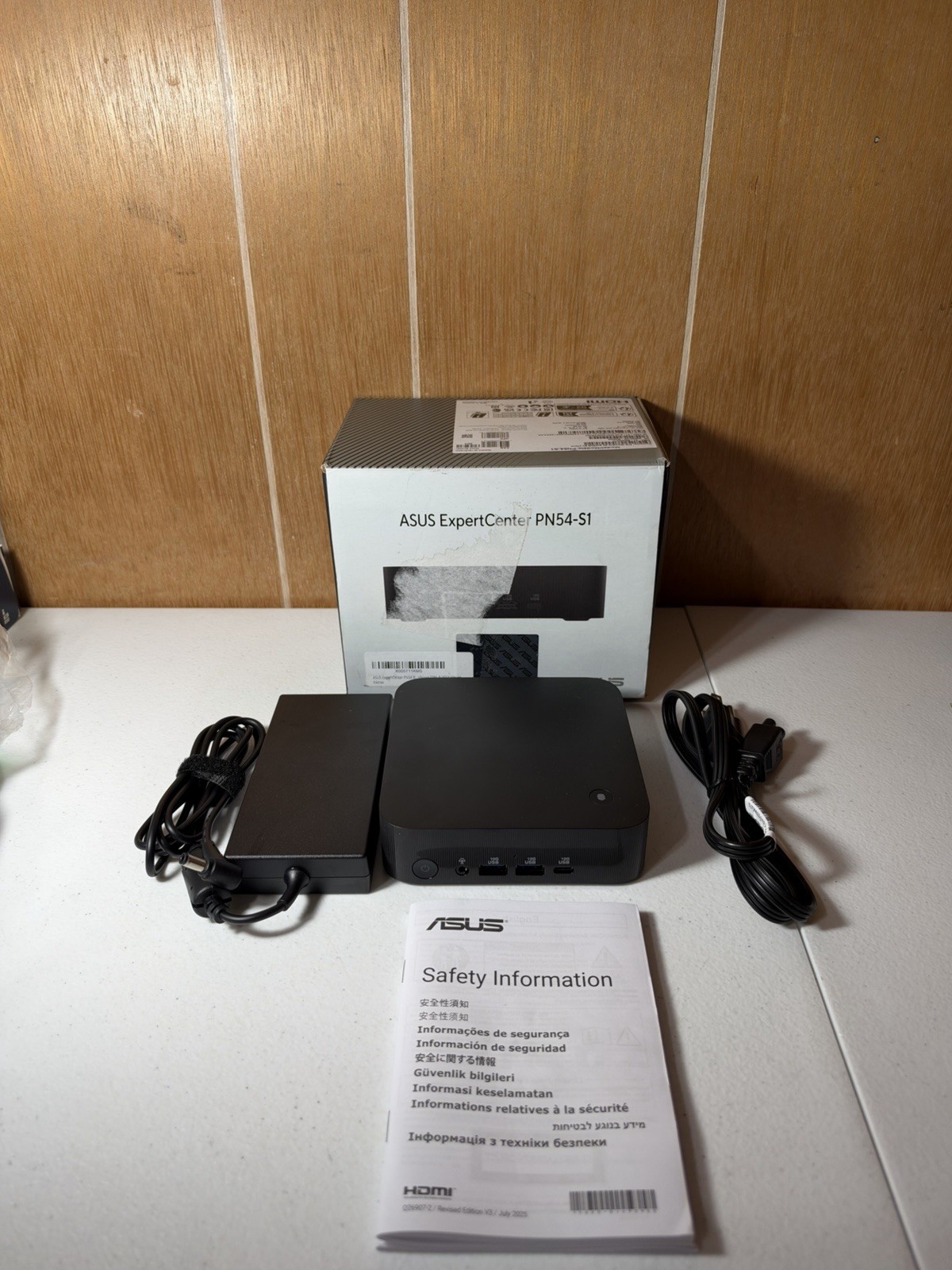 ASUS ExpertCenter PN54 Mini PC Ryzen 5 Black Wi-Fi HDMI/DP USB-C - Open Box NEW