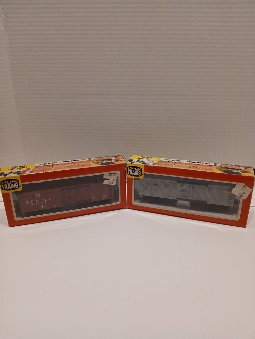Lot Of 2 Life Like Ho Scale Train Box Cars In Box Lot Of 2 Life Like Ho Scale Train Box Cars In Box