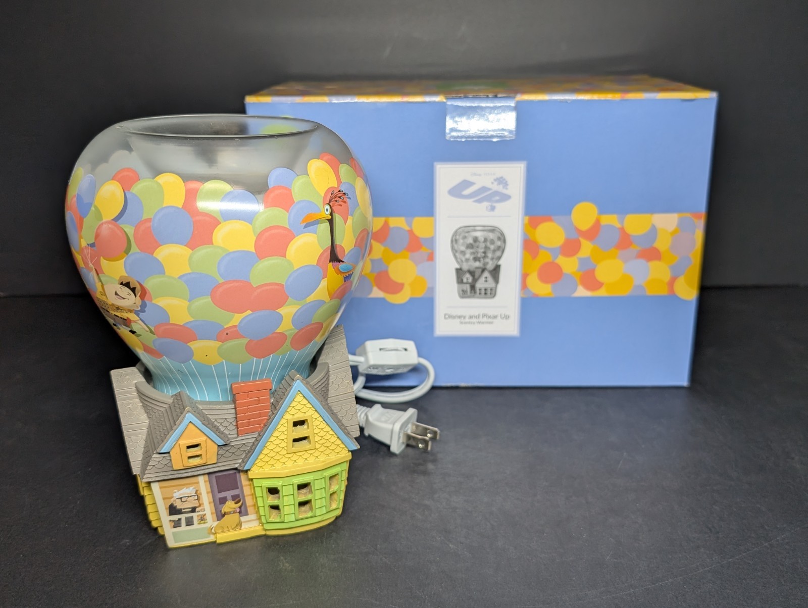 Scentsy Disney Pixar Up House Electric Wax Warmer Oil Fragrance Warmer Scentsy Disney Pixar Up House Electric Wax Warmer Oil Fragrance Warmer