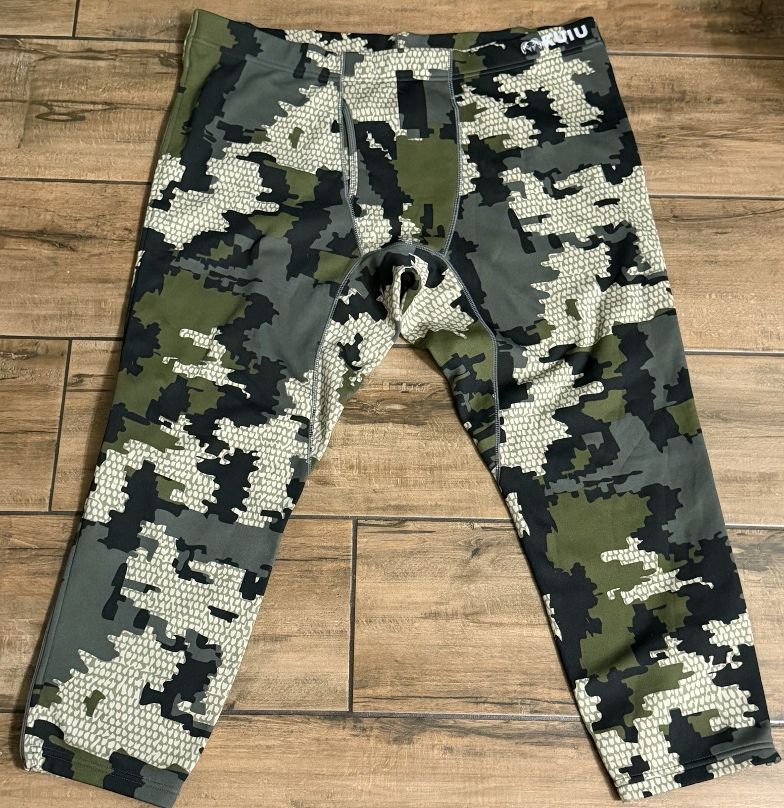 KUIU Mens Size XXL 42 Valo Attack Camo Full Zip Fleece Lined Hunting Pants - New KUIU Mens Size XXL 42 Valo Attack Camo Full Zip Fleece Lined Hunting Pants - New