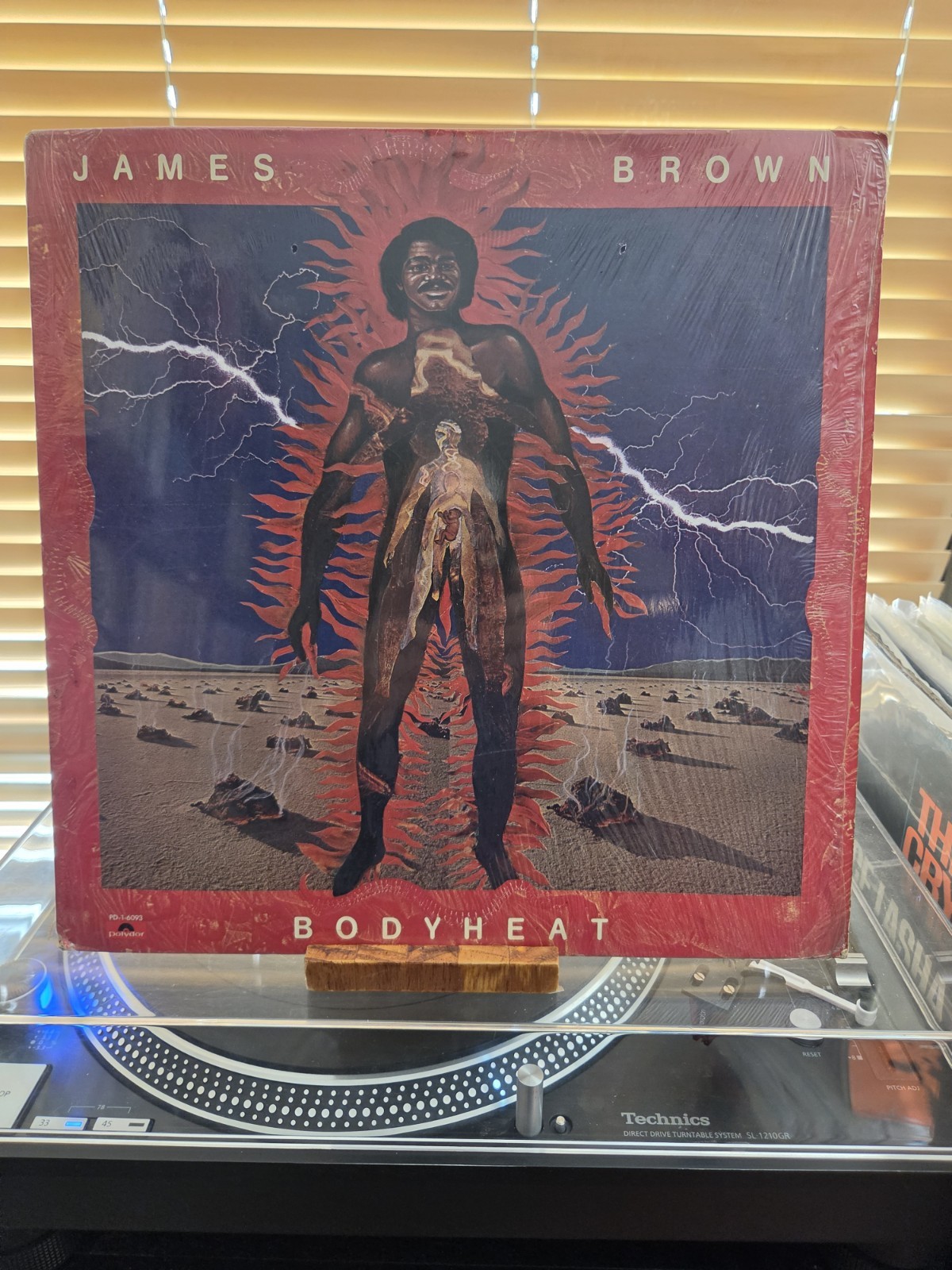 James Brown, Bodyheat, 1976 1st Polydor, PD-1-6093, VG+/VG+ James Brown, Bodyheat, 1976 1st Polydor, PD-1-6093, VG+/VG+