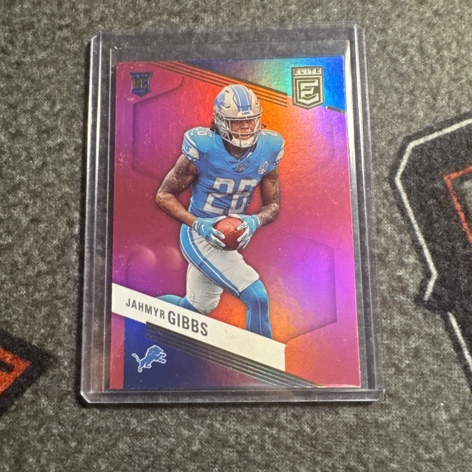 2023 Panini Donruss Elite - Rookies Jahmyr Gibbs #144 Pink (RC) 2023 Panini Donruss Elite - Rookies Jahmyr Gibbs #144 Pink (RC)