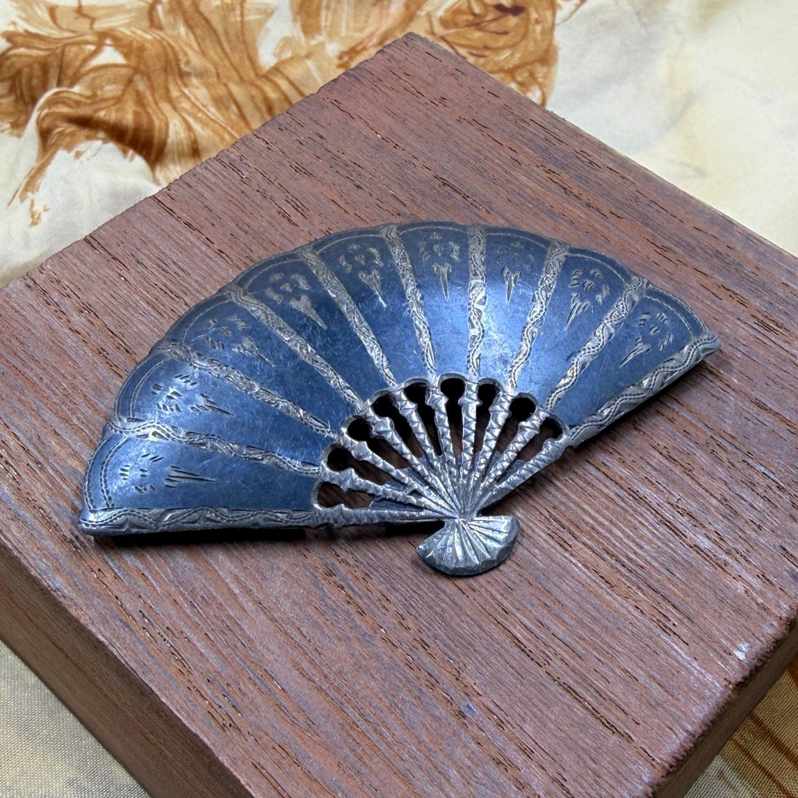 Vintage Siam Sterling Silver Niello Fan Brooch Pin, Thai Mid Century Art Deco