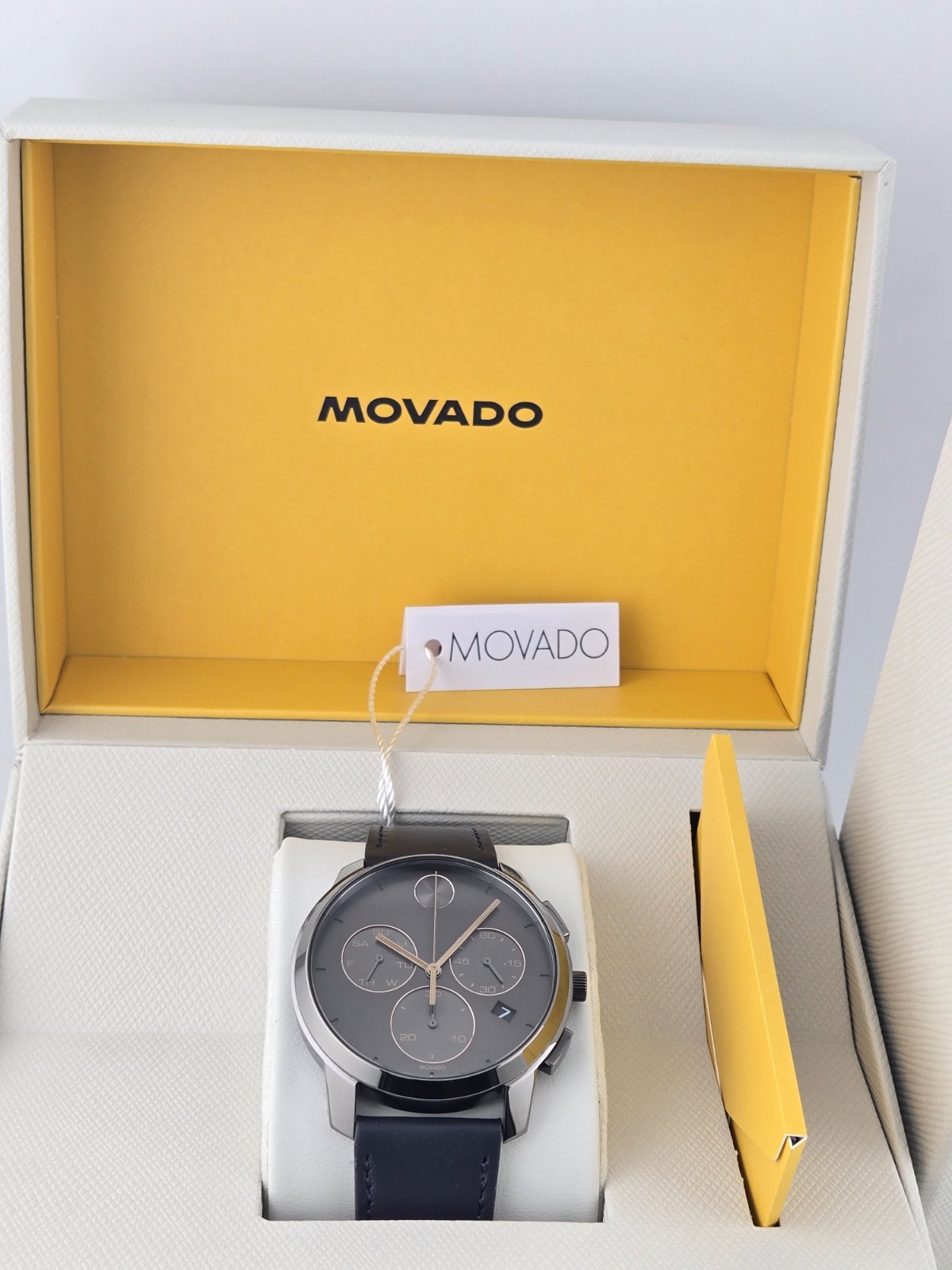 $695 MSRP | Movado Bold Thin Men's Grey Dial Chronograph Watch - 3600720 NEW