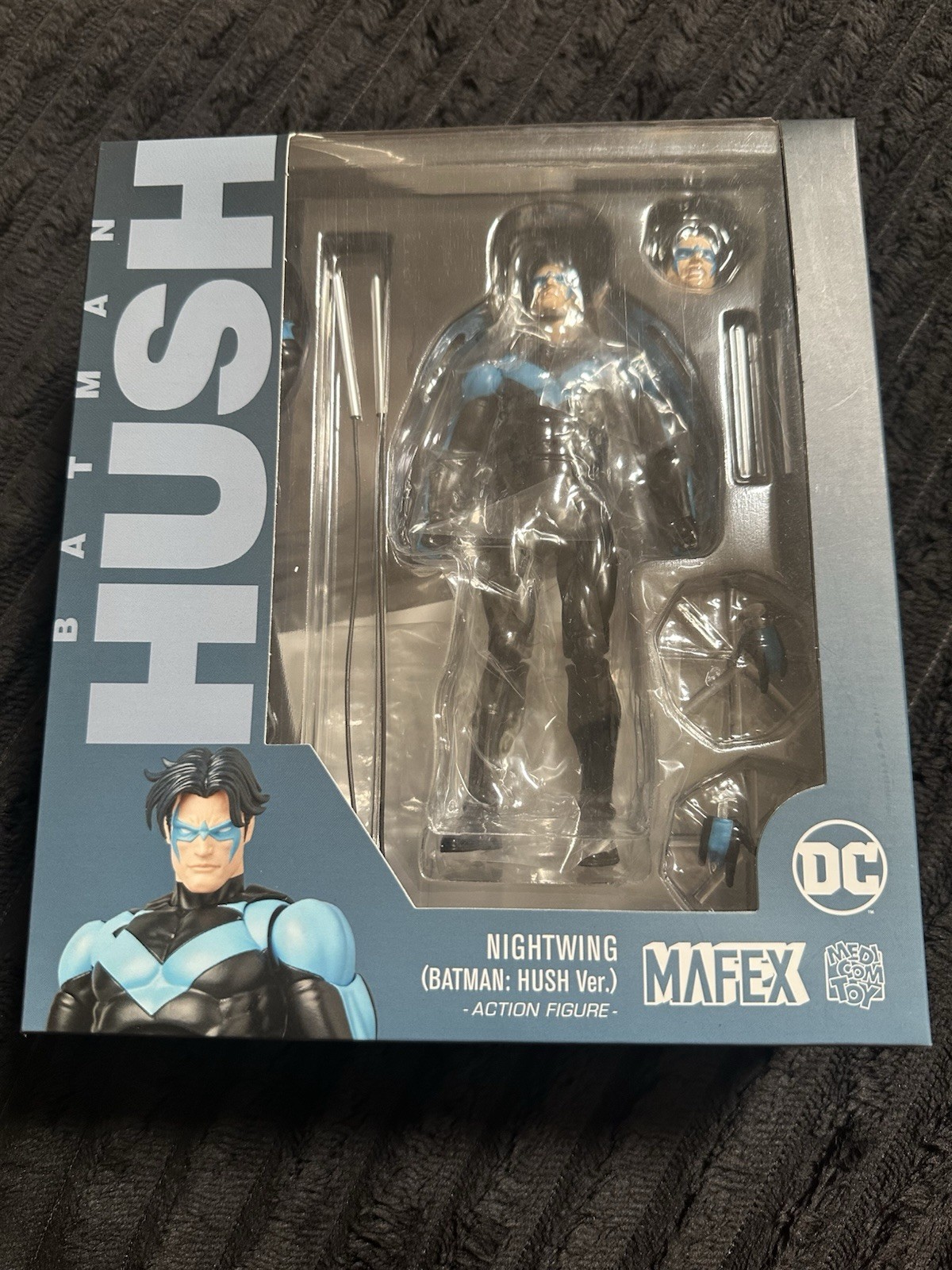Medicom Toy MAFEX Nightwing Batman: Hush Ver. Action Figure