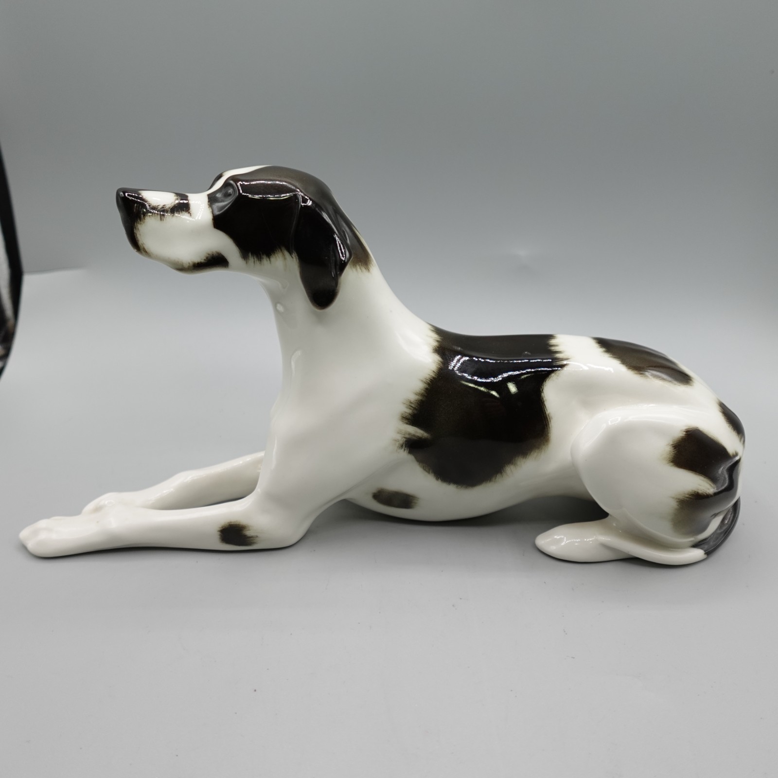 Vintage Lomonosov Russia Porcelain Setter Dog black spot Figurine Soviet Era 12 Vintage Lomonosov Russia Porcelain Setter Dog black spot Figurine Soviet Era 12