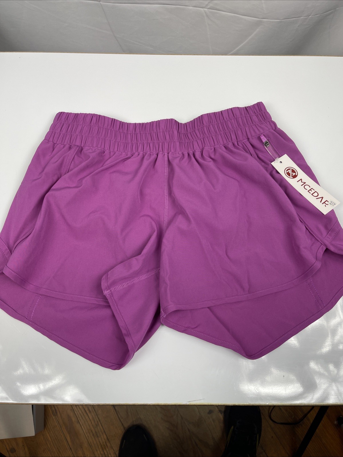 MCEDAR Women\'s Size 10 Athletic Shorts High Waisted with 1 Zip Pocket MCEDAR Women\'s Size 10 Athletic Shorts High Waisted with 1 Zip Pocket