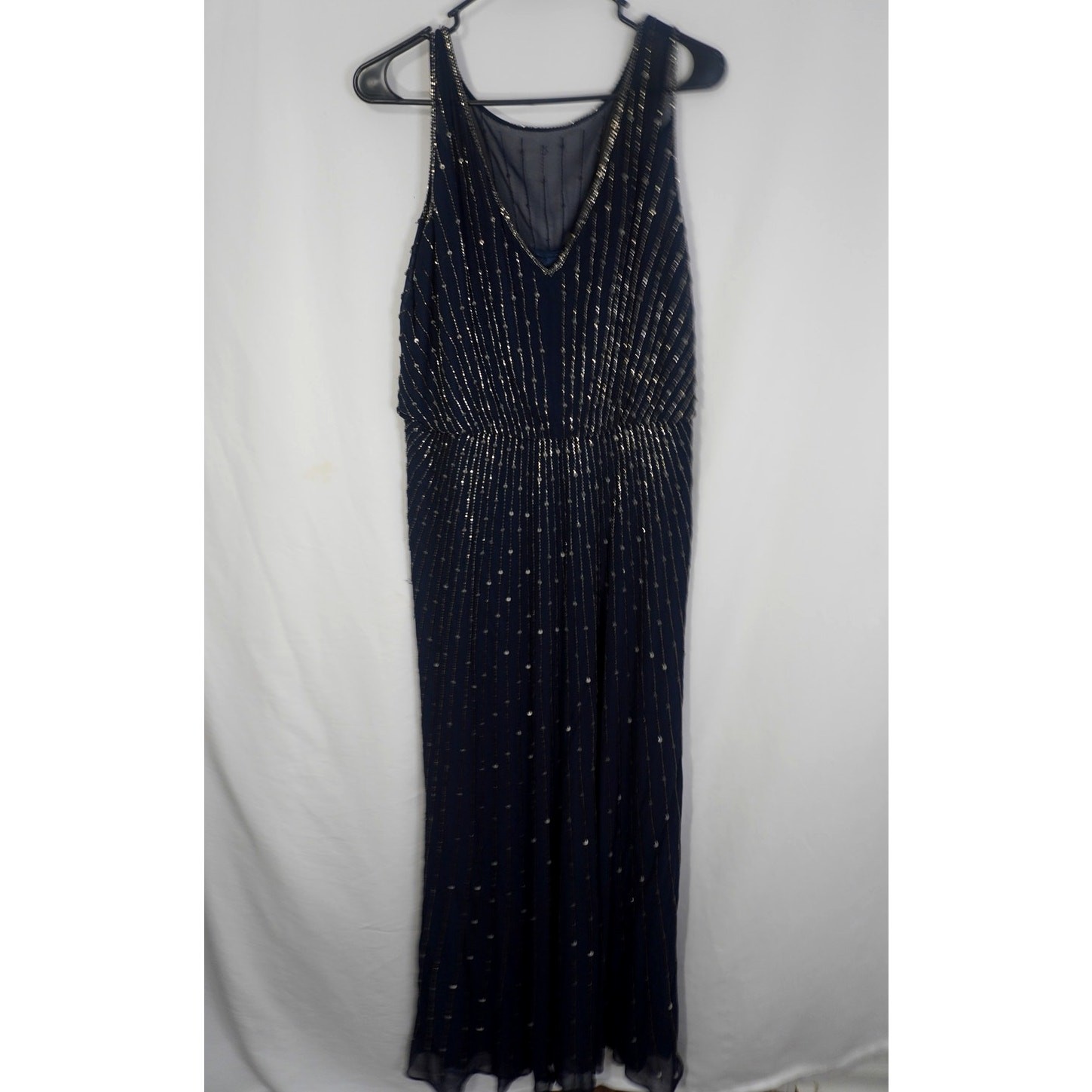 J Kara Size 8 Navy Beaded Sequin Formal Maxi Dress Evening Gown