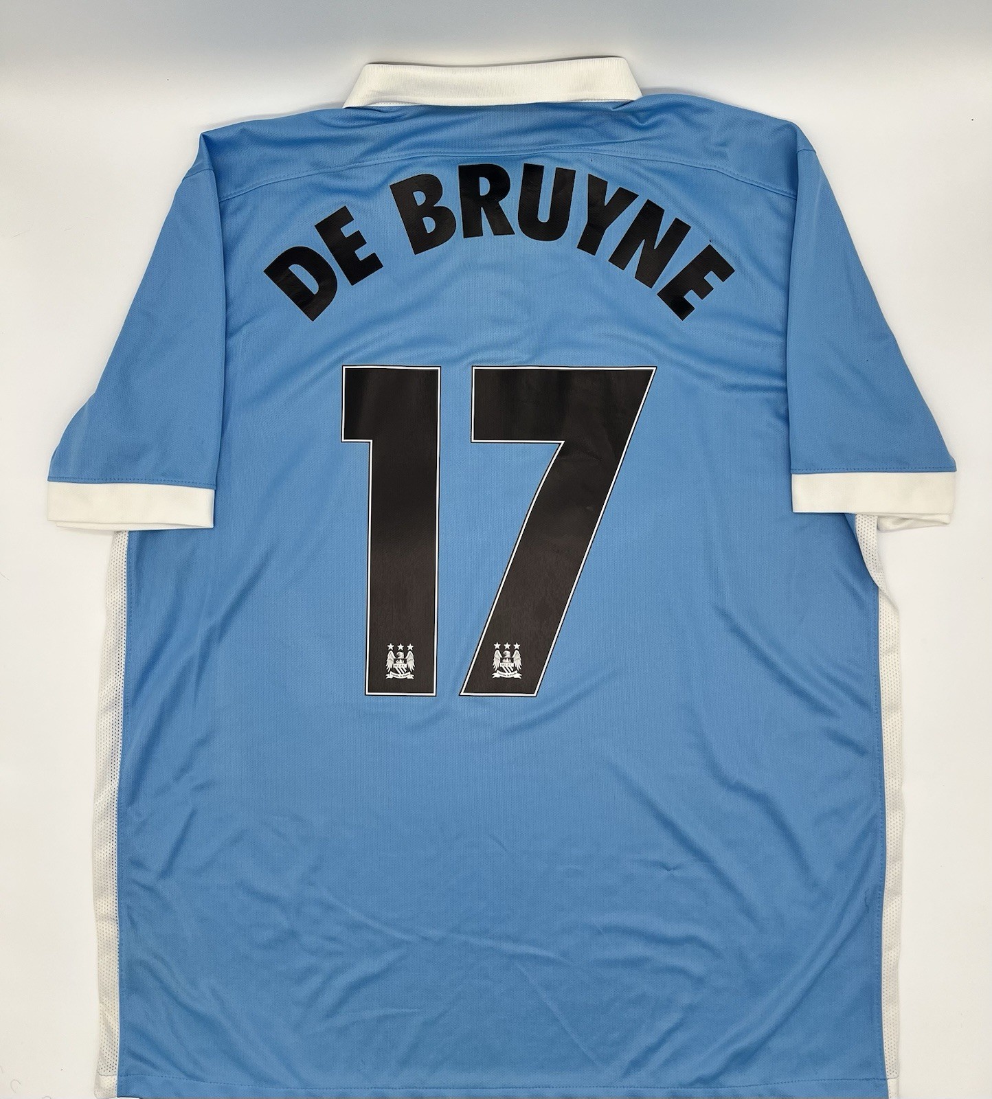 Manchester City 2015/2016 Home Authentic Nike De Bruyne #17 Jersey (XL) Manchester City 2015/2016 Home Authentic Nike De Bruyne #17 Jersey (XL)