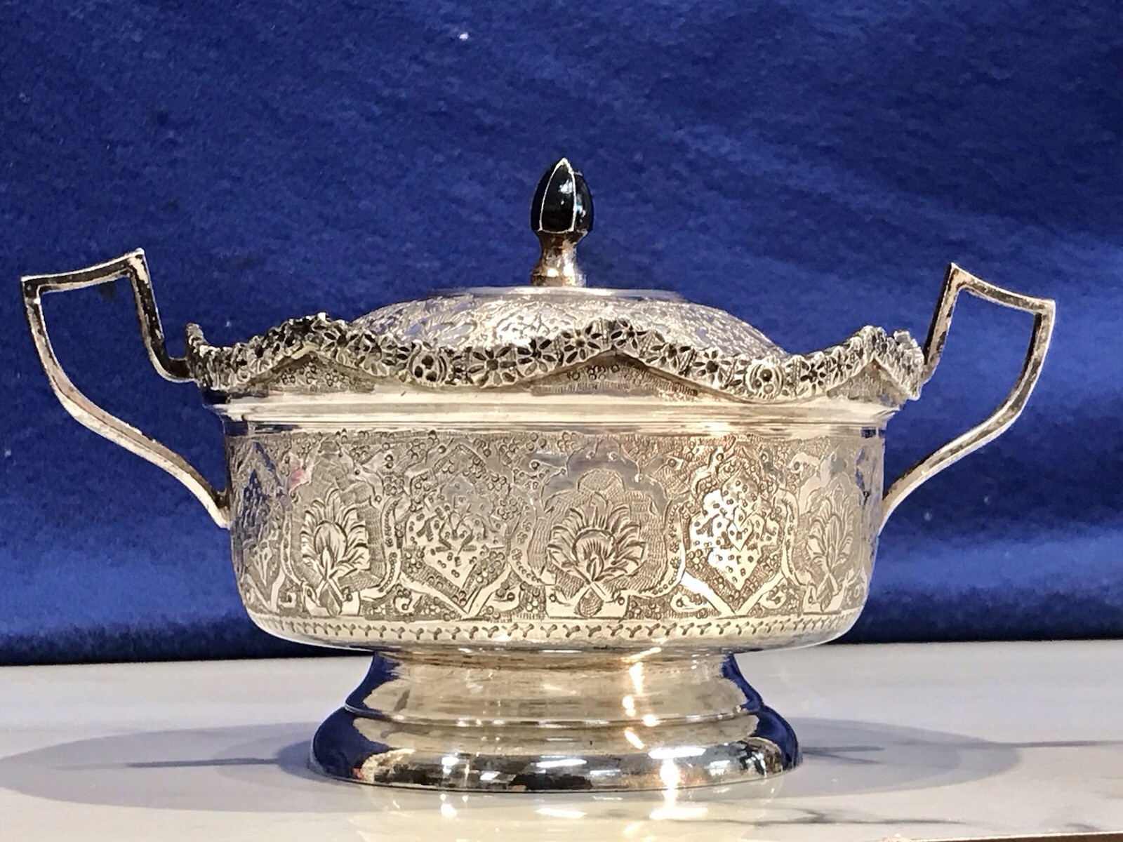 Vintage Middle Eastern 84 Solid Silver Hand Engraved,sugar Bowl,287.55 grams Vintage Middle Eastern 84 Solid Silver Hand Engraved,sugar Bowl,287.55 grams