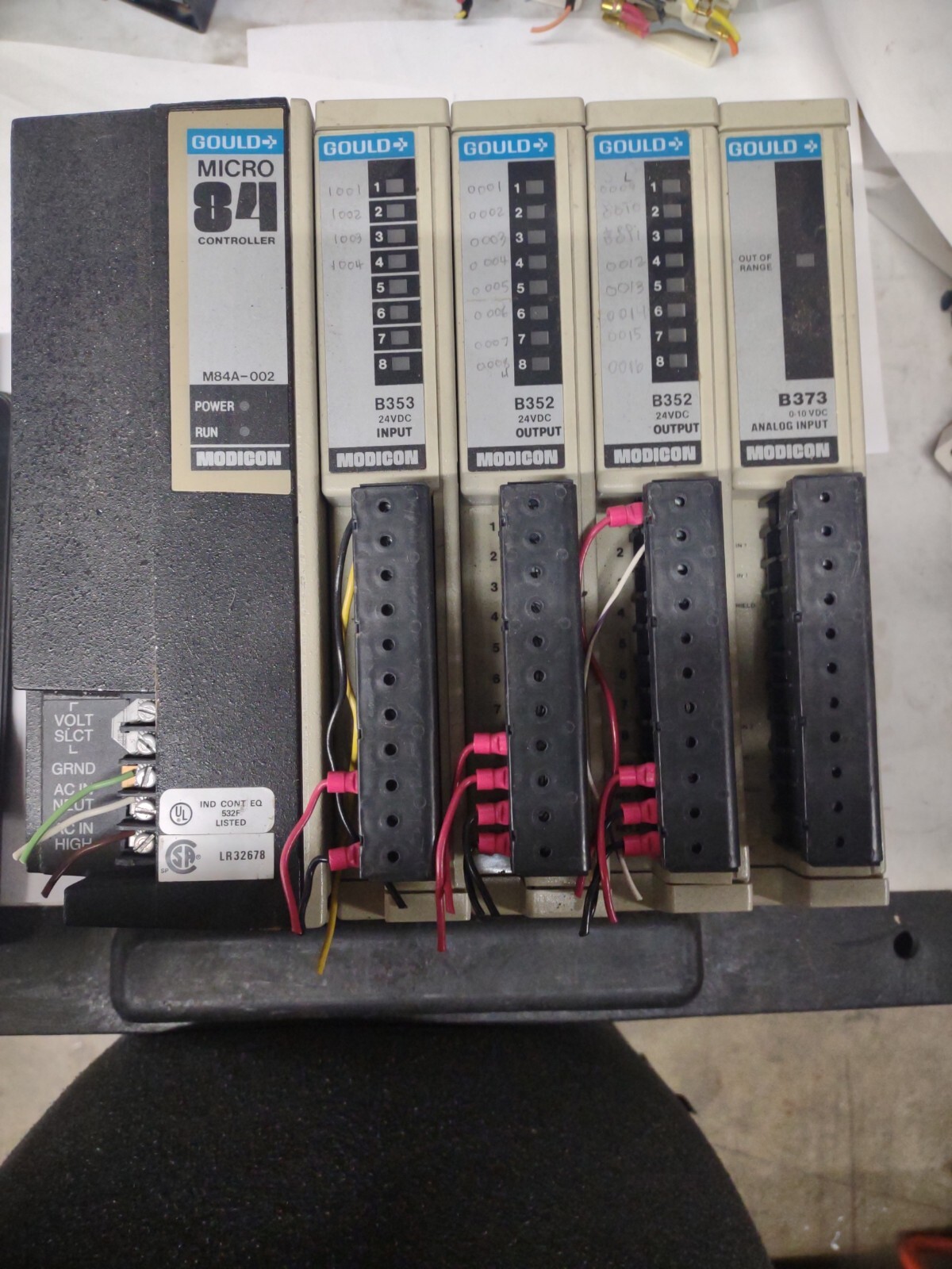 Gould Programmable Controller Micro84, B353, two B352, B373 Gould Programmable Controller Micro84, B353, two B352, B373