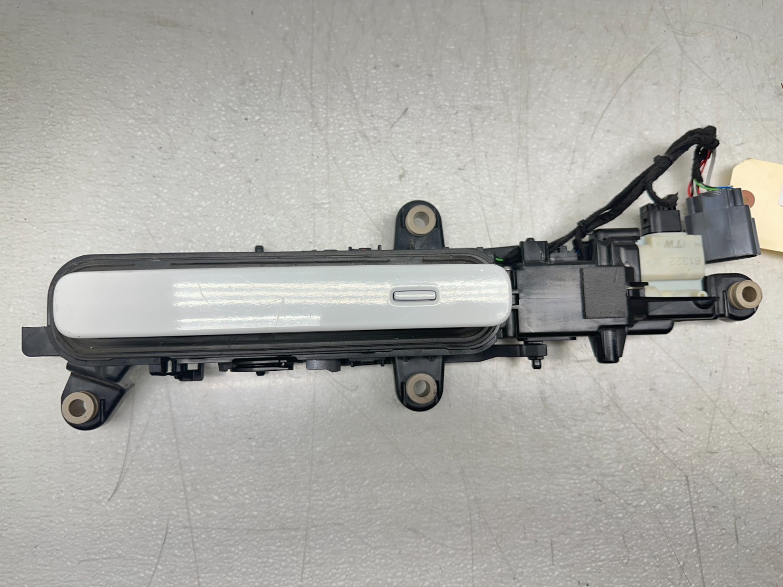 18-23 Range Rover L560 Velar Rear Right Exterior Door Handle White