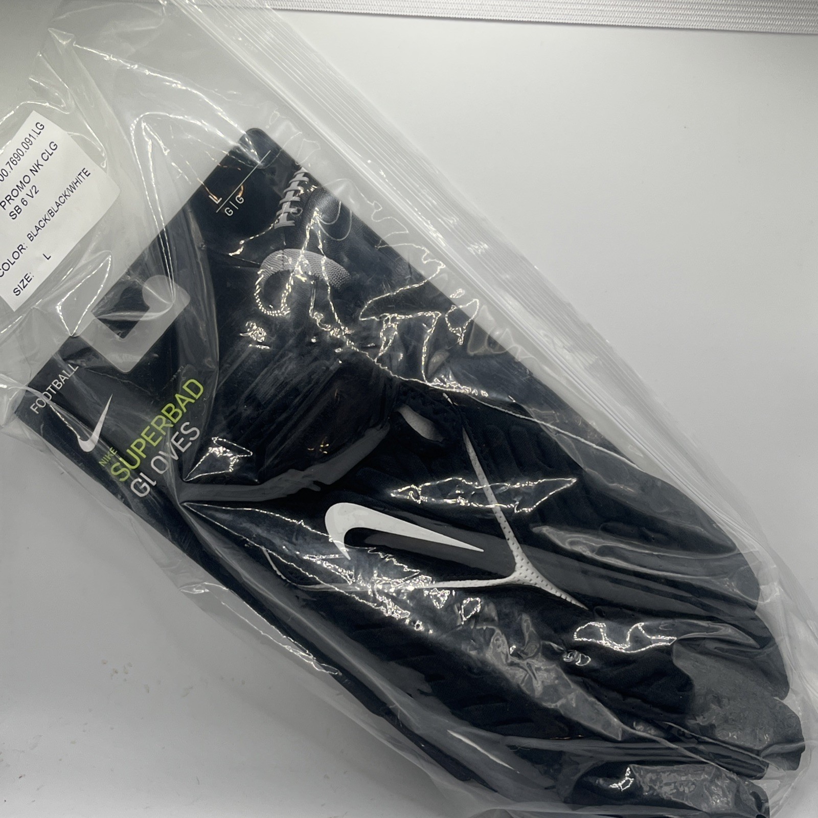 Nike Superbad 6.0 Padded Football Gloves Size Large Black New