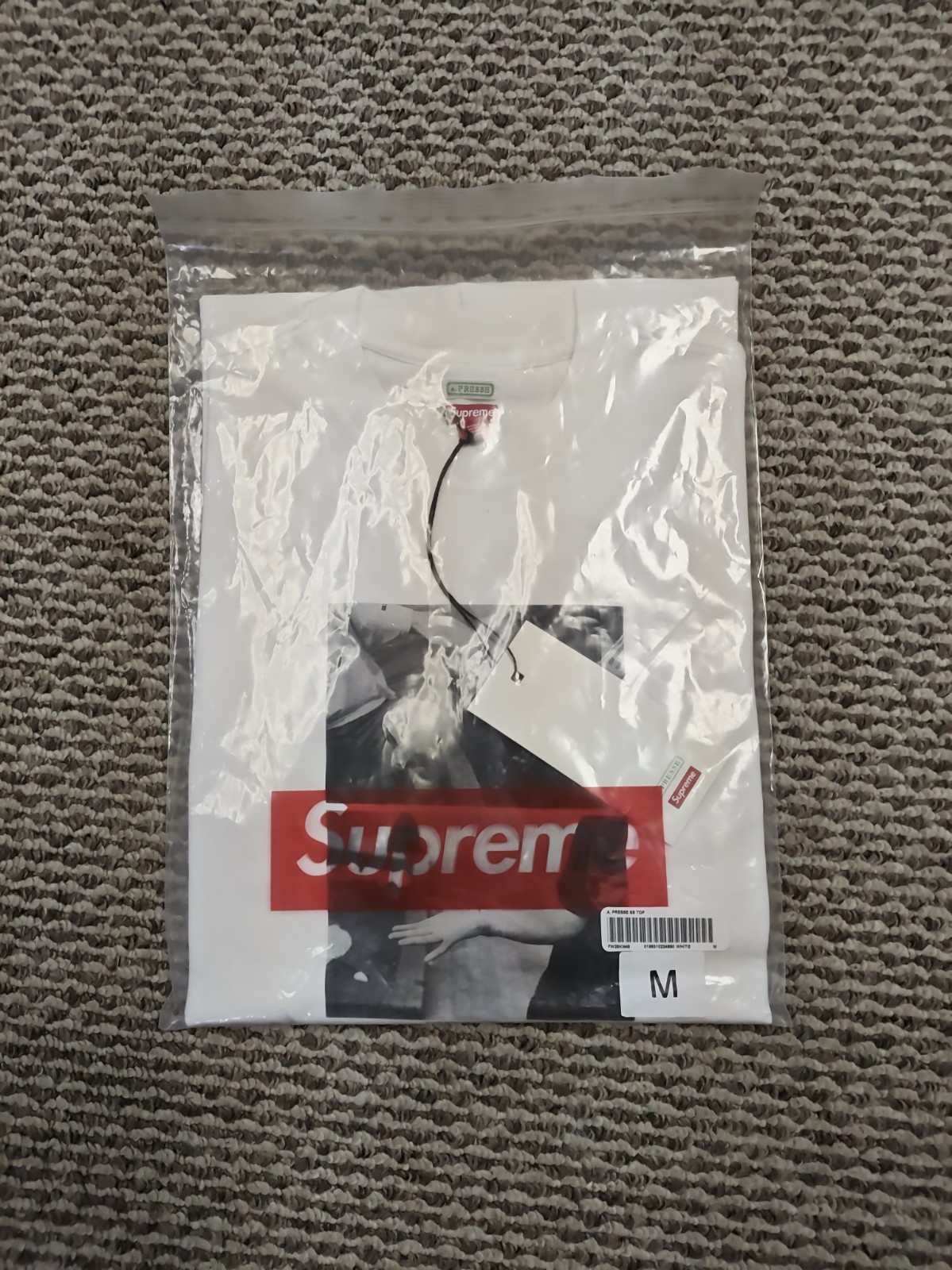 Supreme A.PRESSE Tee White SIZE Medium Supreme A.PRESSE Tee White SIZE Medium