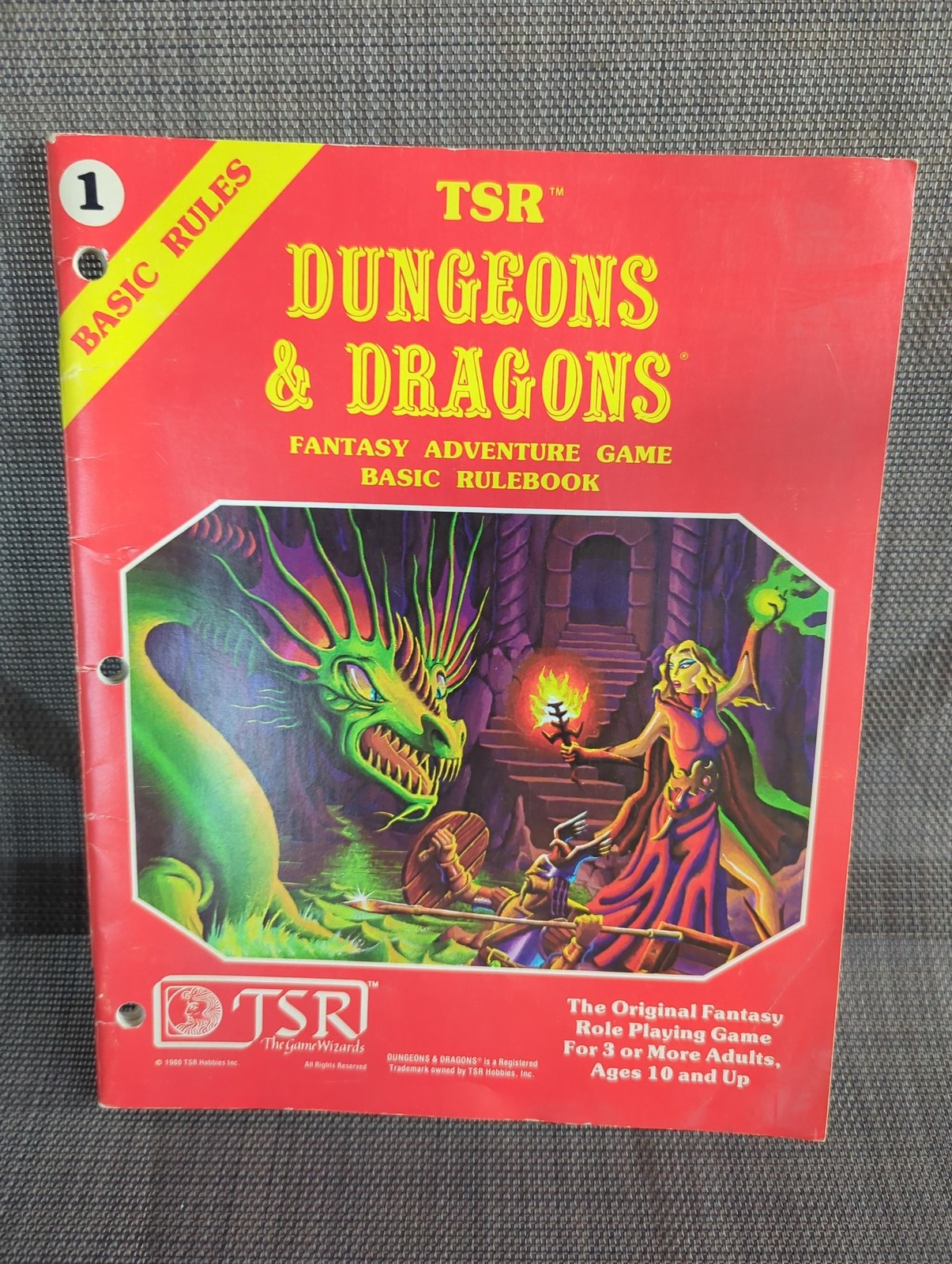 Dungeons & Dragons Fantasy Adventure Game: Basic Rulebook 1981 First Edition