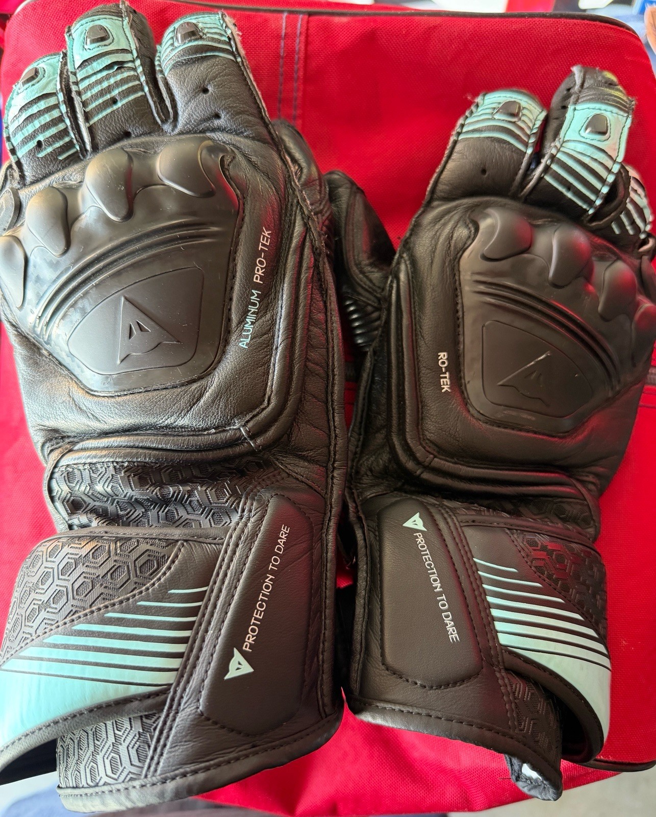 Dainese Fiero Gloves Dainese Fiero Gloves