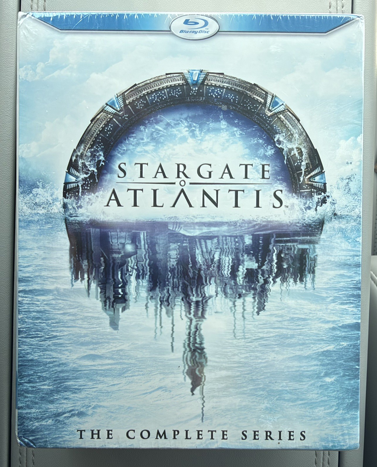 Stargate Atlantis: The Complete Series (Blu-ray)New