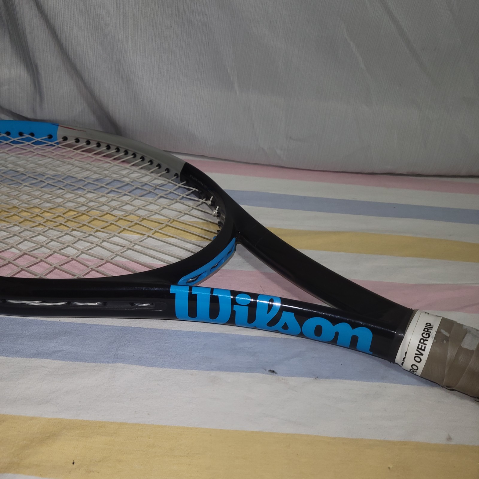 Wilson Ultra 100 V3.0 Tennis Racquet 300g 100 Sq In 16x19 Blue Black Grip 2 Wilson Ultra 100 V3.0 Tennis Racquet 300g 100 Sq In 16x19 Blue Black Grip 2