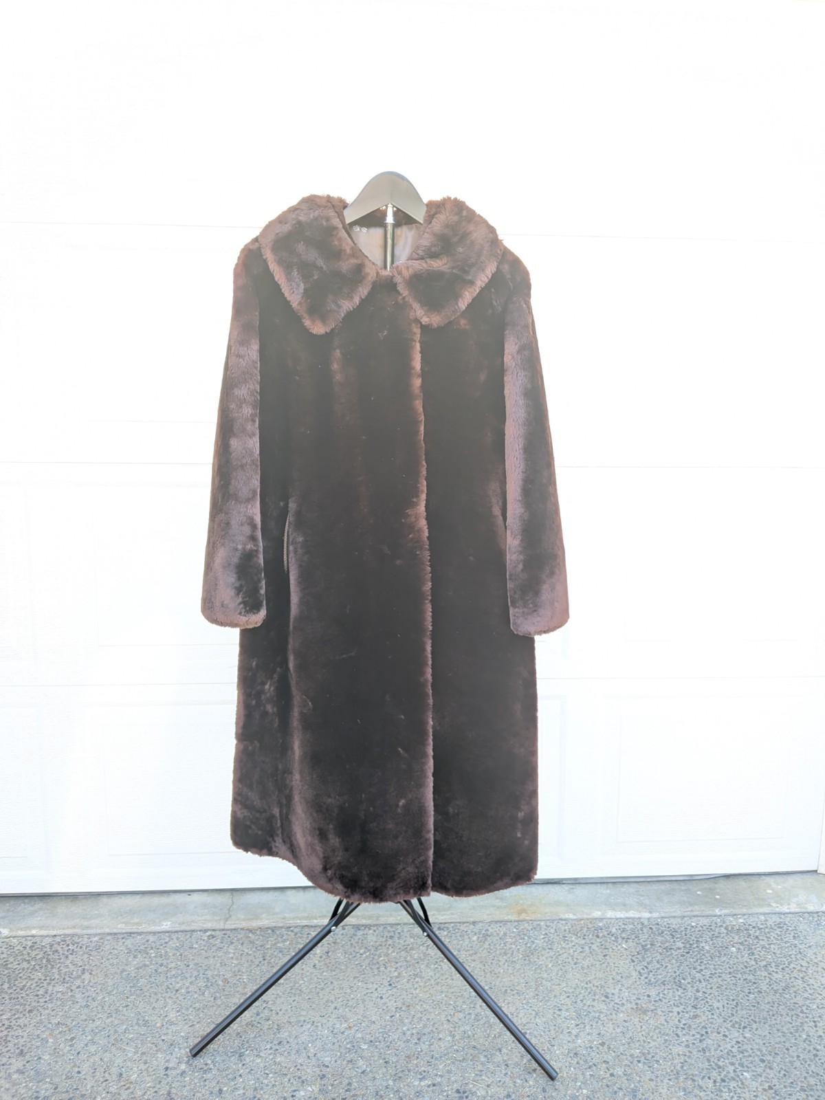 Vintage 40s-50s Beau Mouton Original Dark Chocolate Brown Lamb Fur Coat Womens Vintage 40s-50s Beau Mouton Original Dark Chocolate Brown Lamb Fur Coat Womens