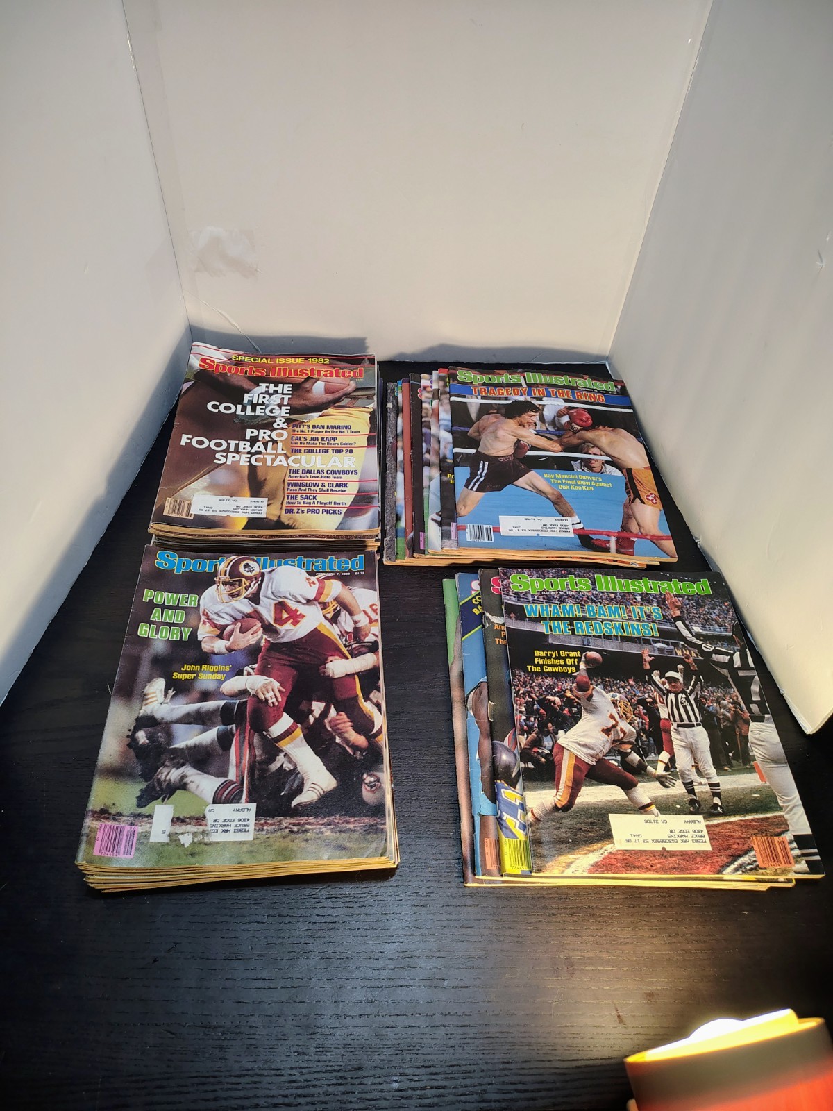 Vintage 1982 & 83 Sports Illustrated Magazine Lot Of 32; Bball, Football, Etc Vintage 1982 & 83 Sports Illustrated Magazine Lot Of 32; Bball, Football, Etc