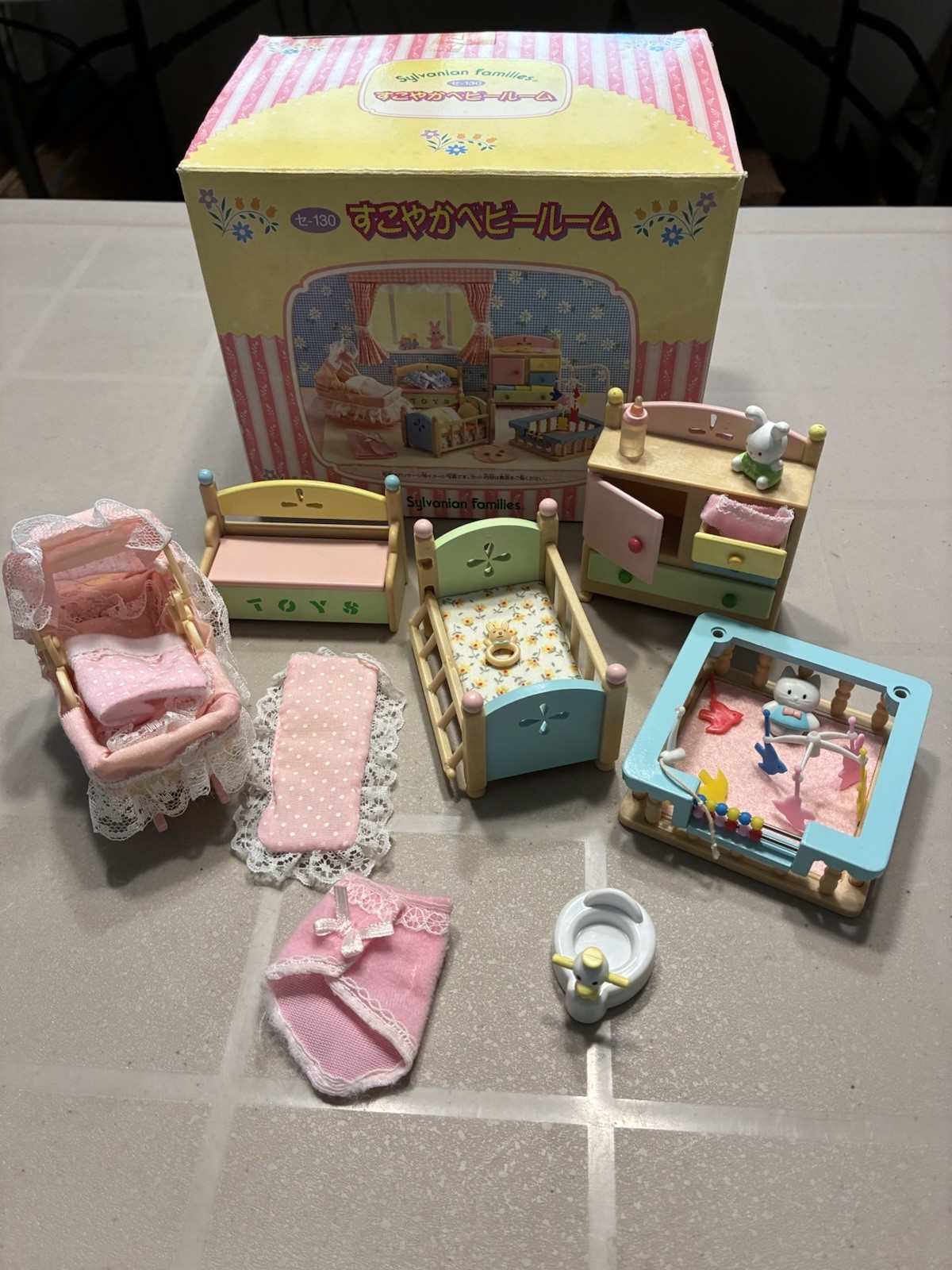 Vintage Sylvanian Families Calico Critters From the Sleep and Play Set in Box + Vintage Sylvanian Families Calico Critters From the Sleep and Play Set in Box +