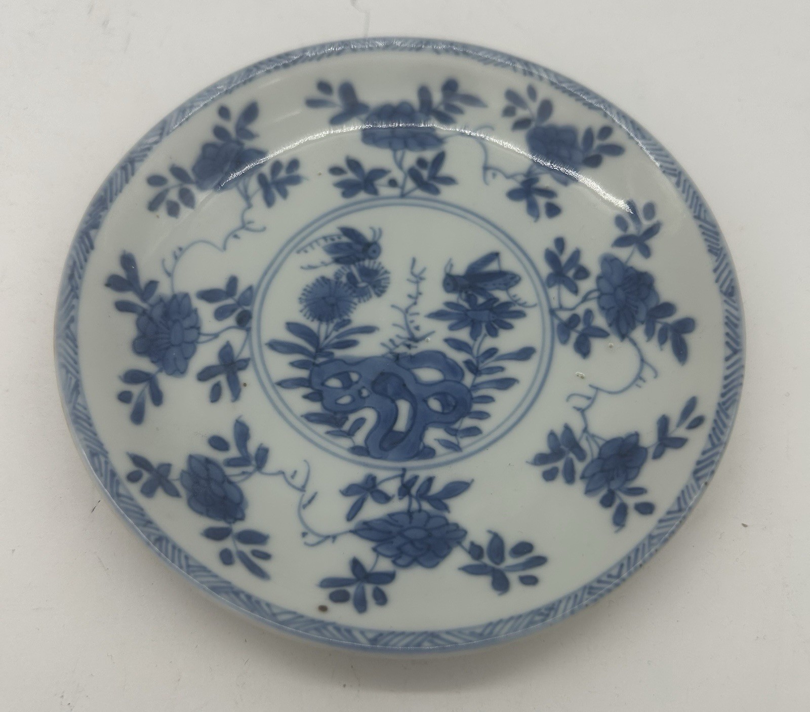 Chinese Porcelain Saucer Flower Blue Kangxi Marked Qing 18C Chinese Porcelain Saucer Flower Blue Kangxi Marked Qing 18C