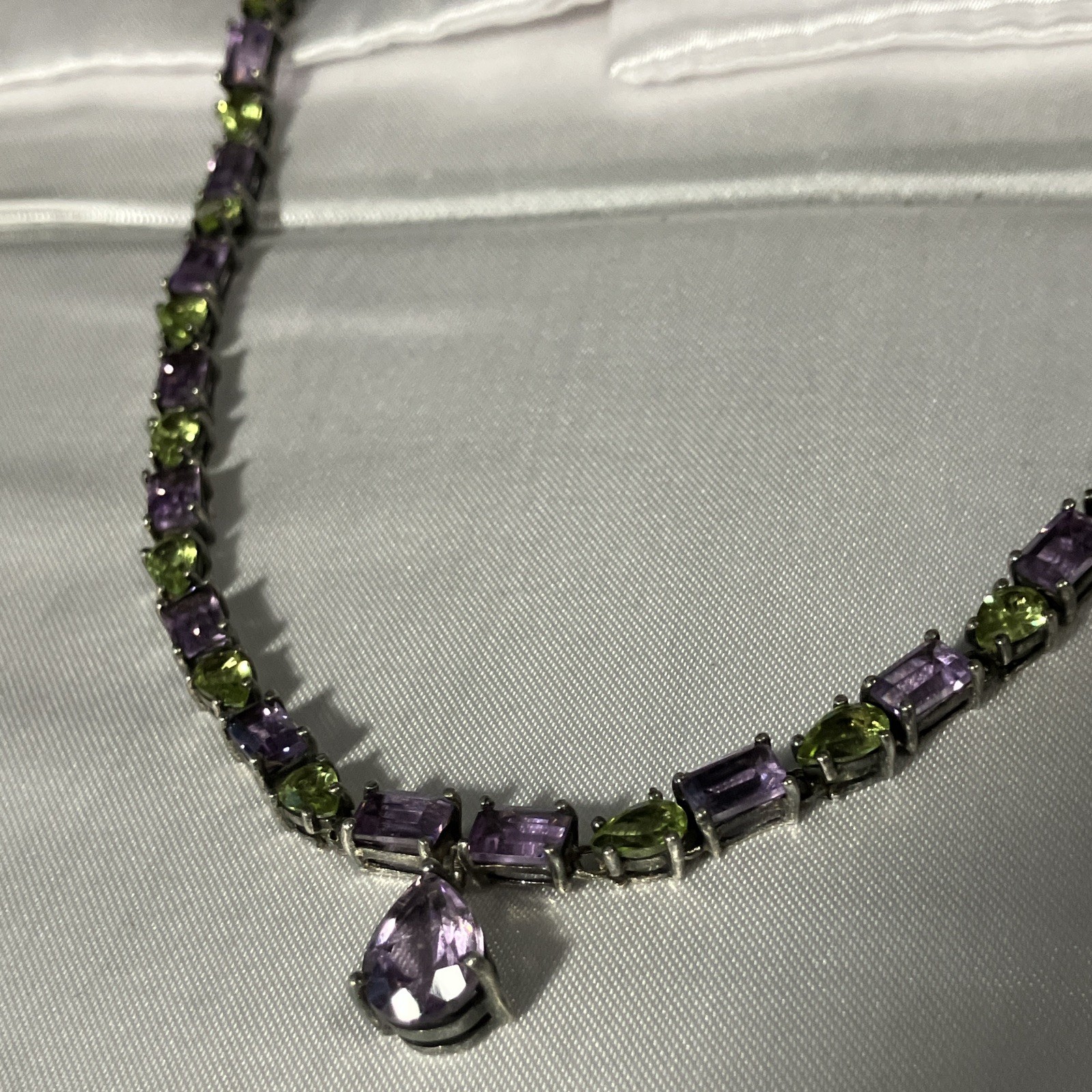 929 Silver vintage Tennis Necklace Amethyst & Peridot Pear Drop Pendant 18” 929 Silver vintage Tennis Necklace Amethyst & Peridot Pear Drop Pendant 18”