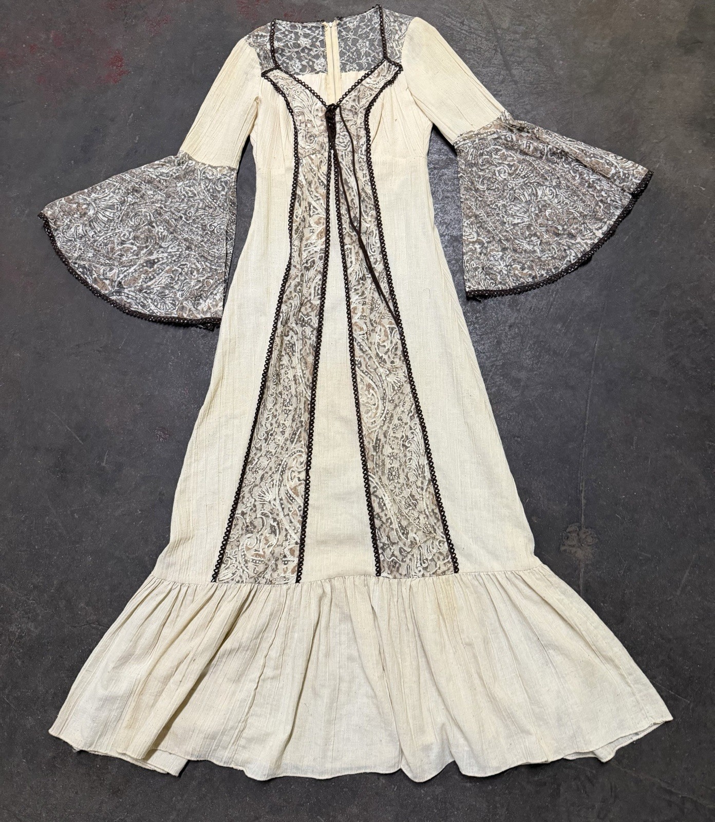 Vintage 70s Prairie Boho Cottage Dress Flare Sleeves Size 11/12