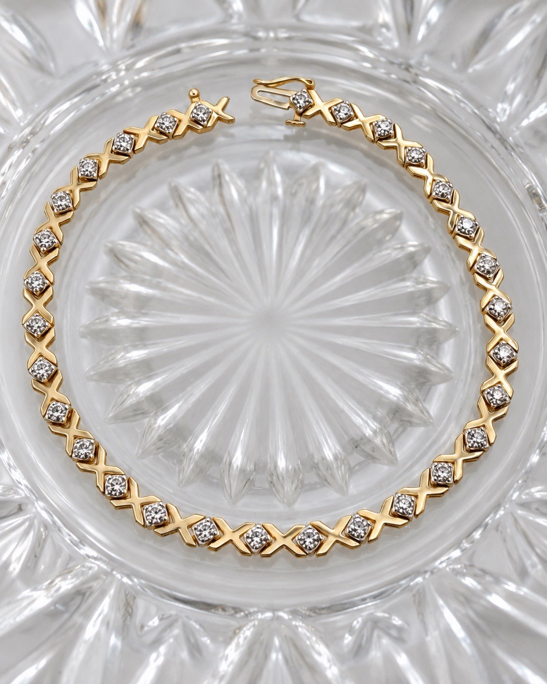 Vintage 14K Gold Diamond Tennis Bracelet X Link 7.25” 9.73g Signed Maui Divers