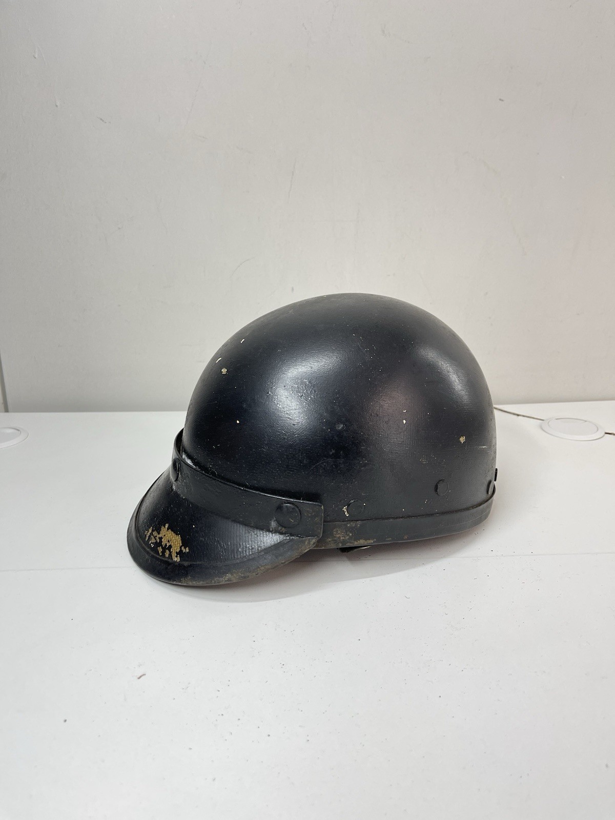 Vintage Early Harley Davidson Motorcycle Biker Half Helmet w/ Visor Rare Collect Vintage Early Harley Davidson Motorcycle Biker Half Helmet w/ Visor Rare Collect