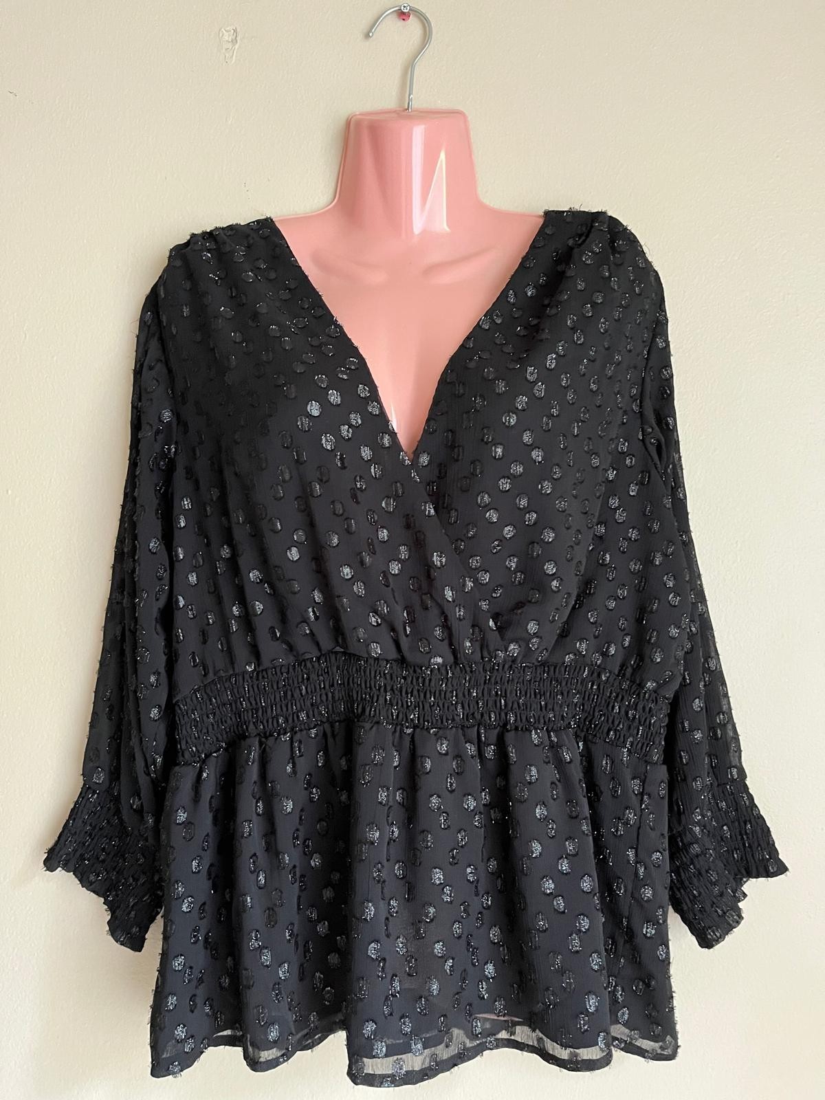 Rockmans Women\'s Black Polka Dot V-Neck Blouse Peplum Top Size 12-14
