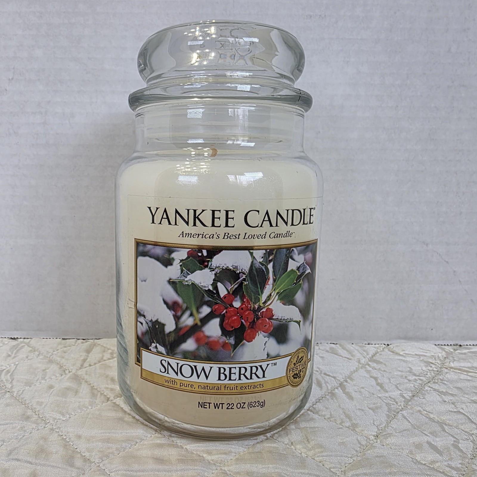 New Rare HTF Yankee Candle Snow Berry Jar Candle 22 Oz New Rare HTF Yankee Candle Snow Berry Jar Candle 22 Oz