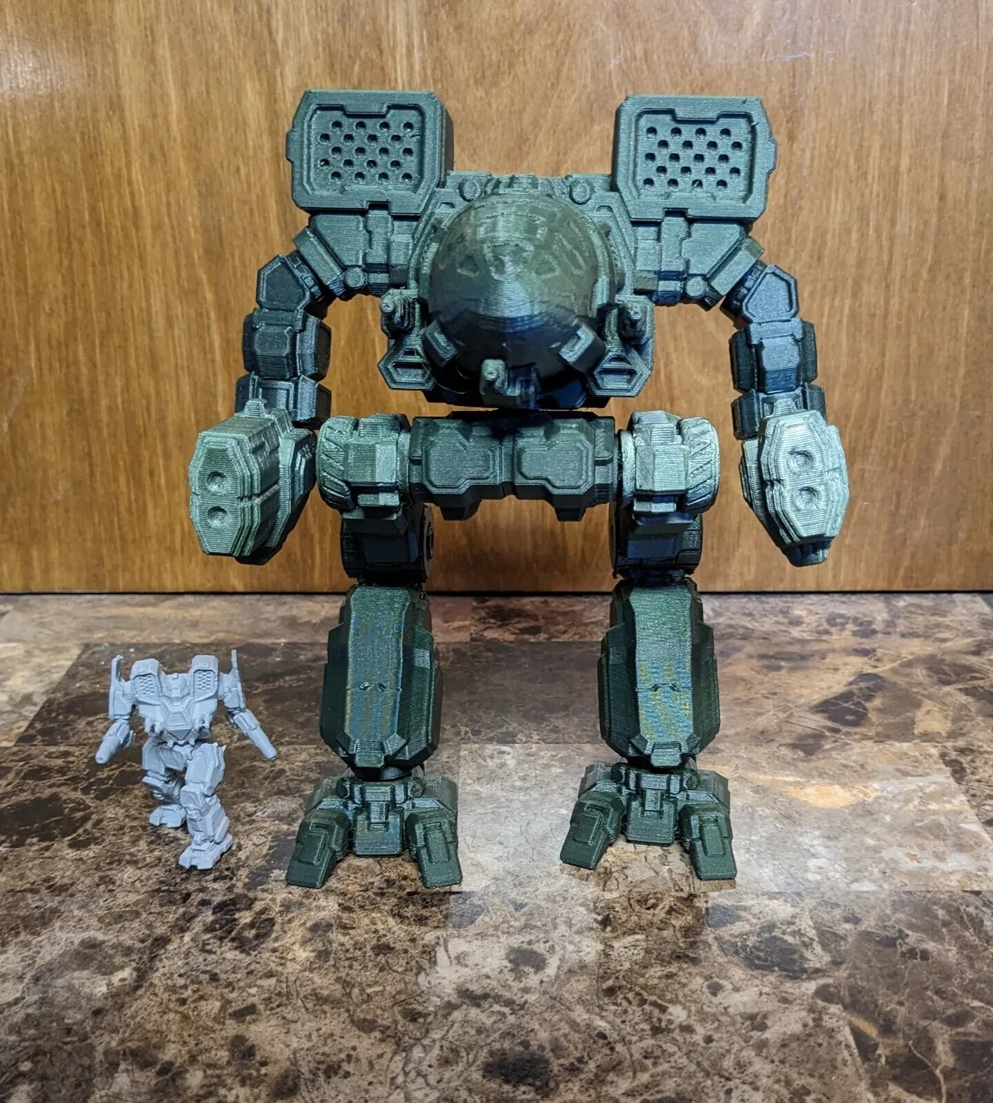 Mech Figurine - Timberwolf (Mad Cat); 7\