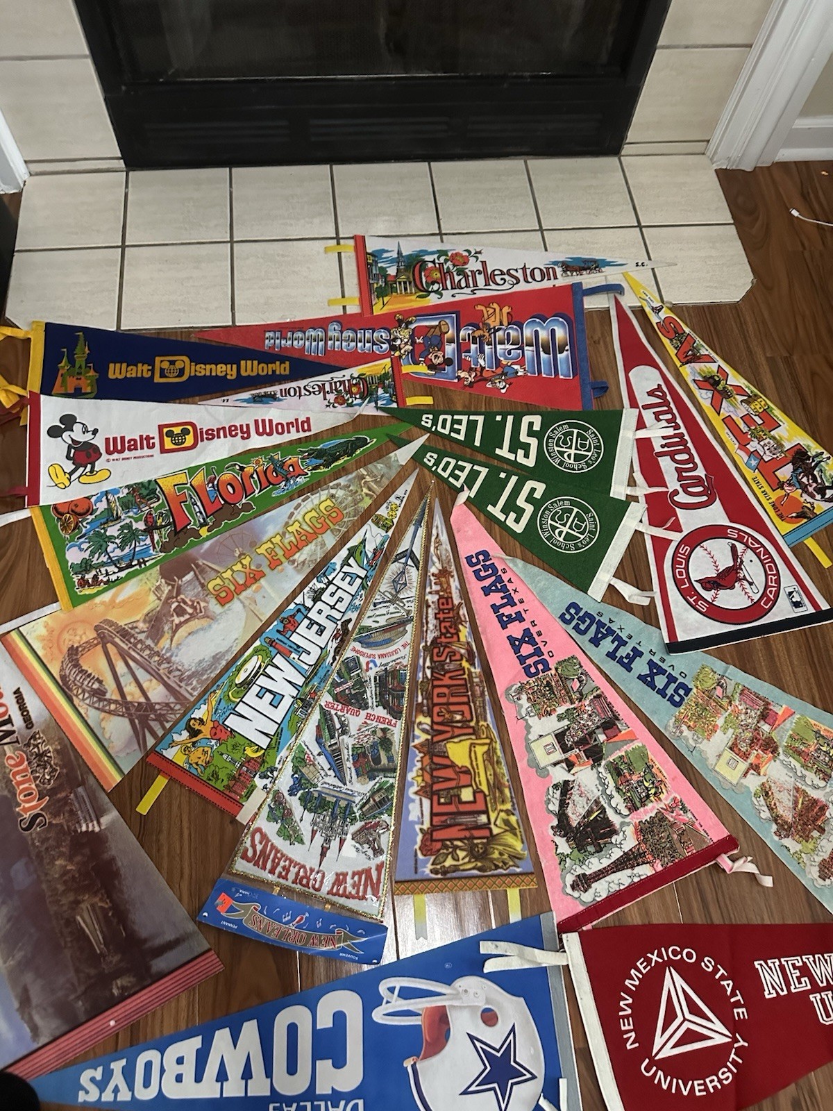 Vintage Lot Of 21 Pennants. Used. Vintage Lot Of 21 Pennants. Used.