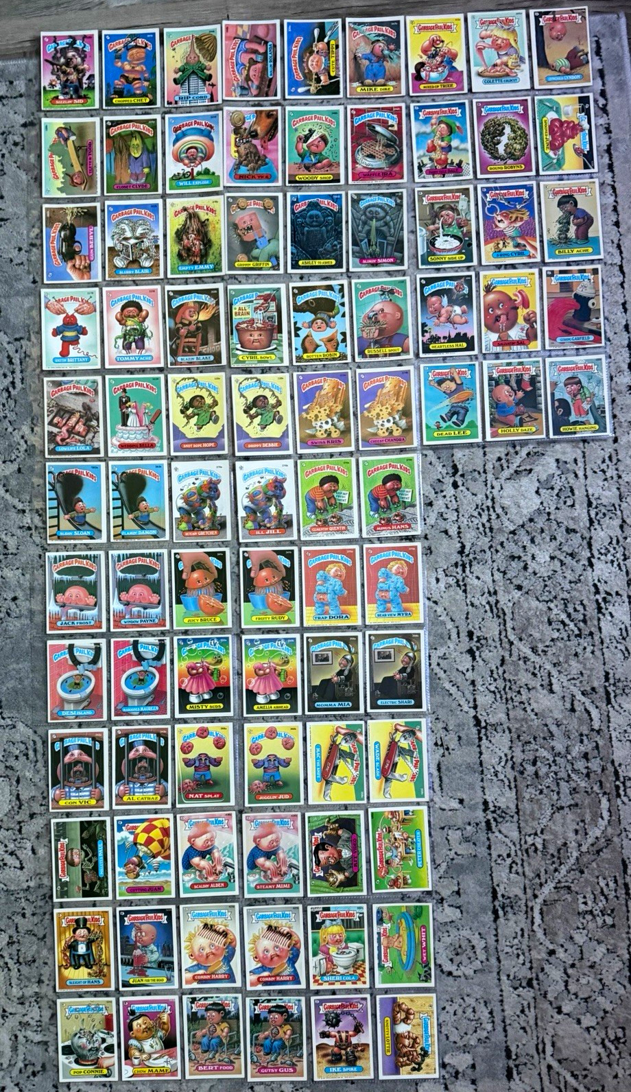 Topps Garbage Pail Kids, Vintage 1987-88 Card Lot, singles and pairs, (87 cards)