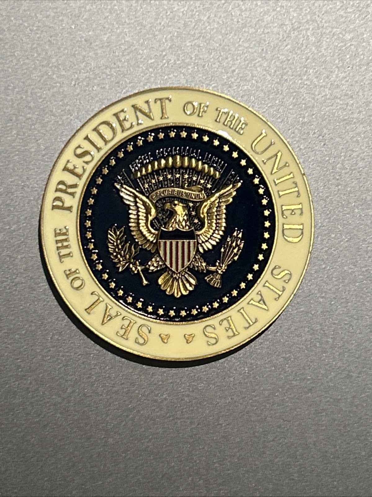 100% Authentic 43rd President George W. Bush Official Challenge Coin POTUS Gift