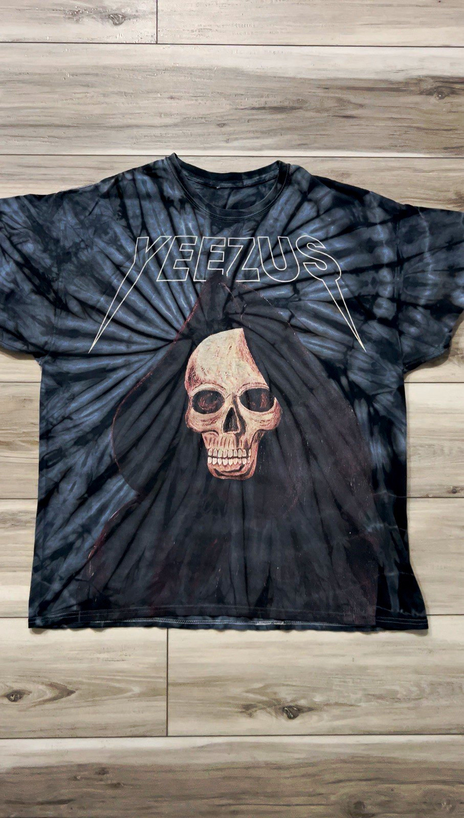 Yeezus Tie-Dye Graphic Skull 2013-2014 Tour Cities Back T-Shirt X-Large Kanye