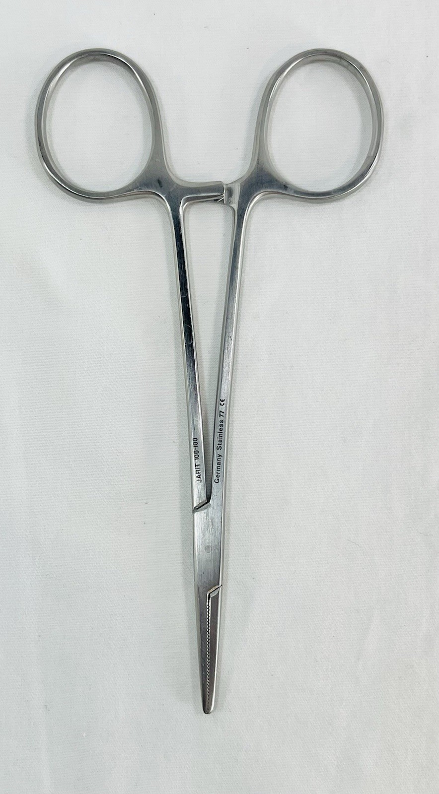Jarit 106-100 Straight Grooved 4 3/4” Needle Holder Stainless Steel Instrument