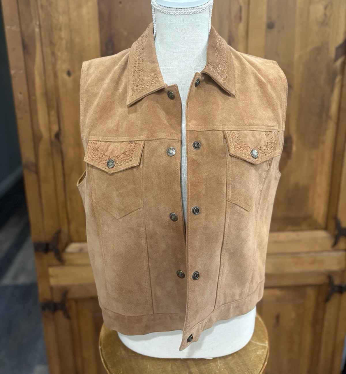 Vintage Agapo Petite Collection Leather Vest with Embroidery - Size Petite Large