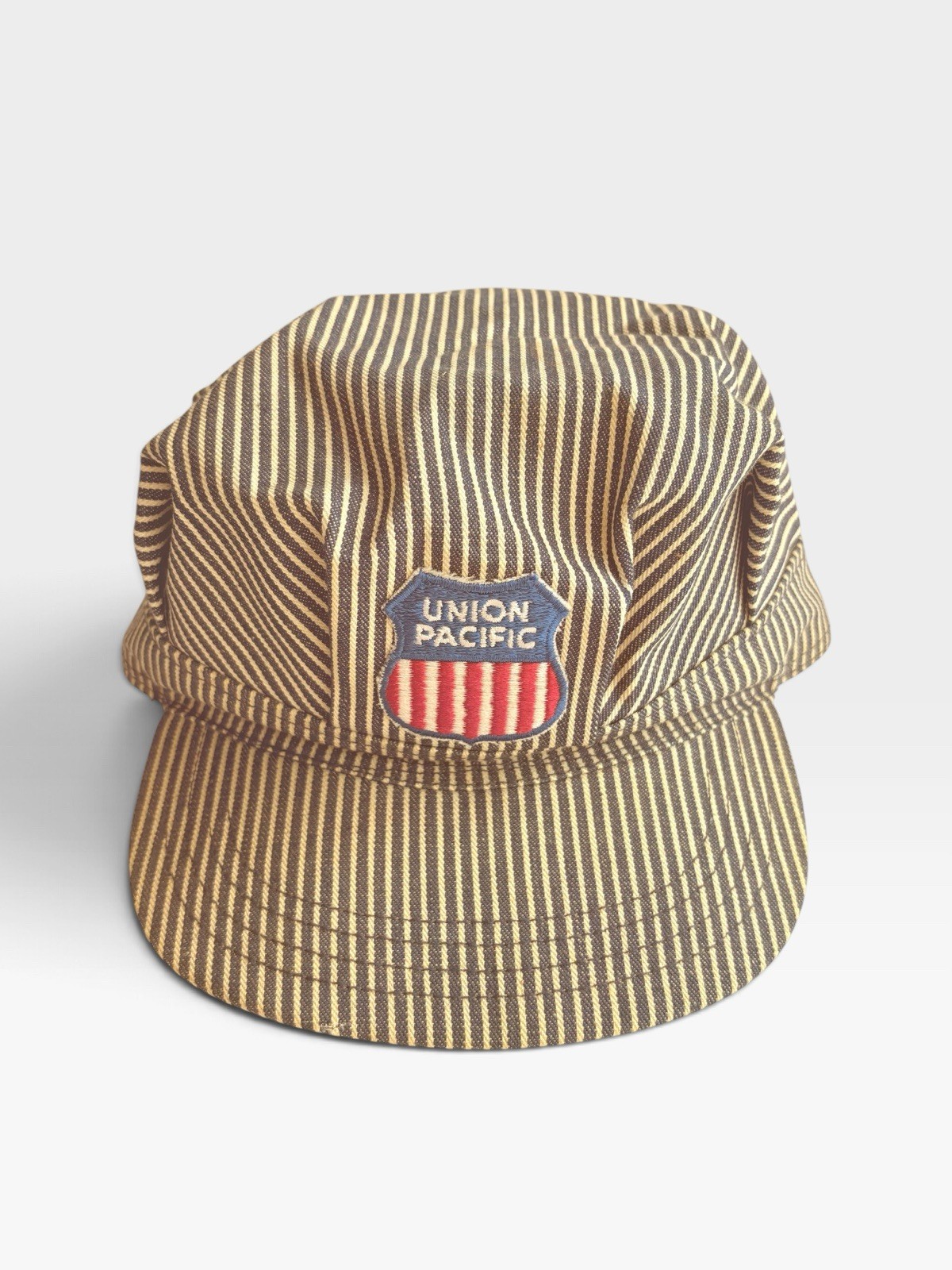 VINTAGE Union Pacific Railroad Proviso Service Unit Truckers Cap Hat Snap Back