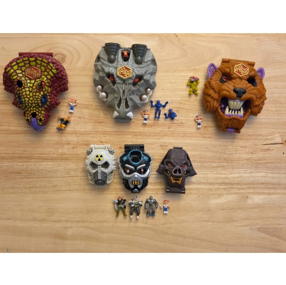 Mighty Max Lot of 6 Playsets Shells + 10 Figures & 1 Broken Figure *INCOMPLETE*