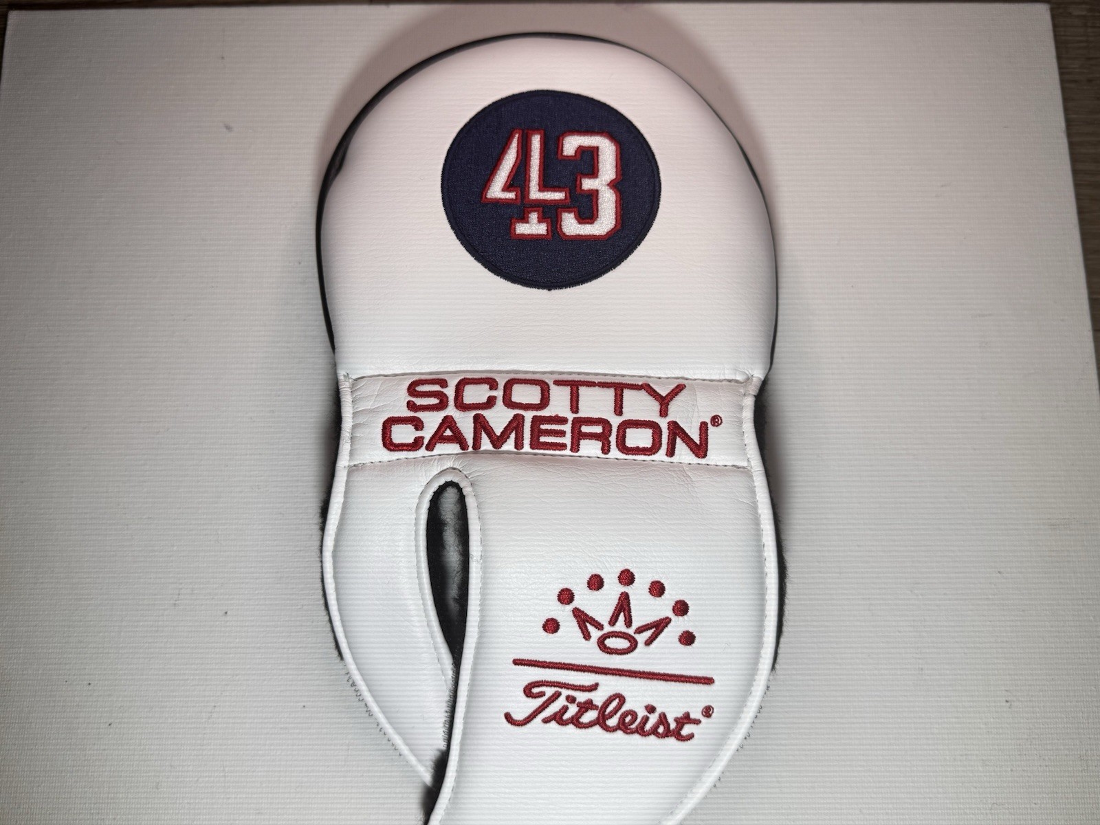 [New] Scotty Cameron Titleist 43 White Headcover Right handed putter OBO