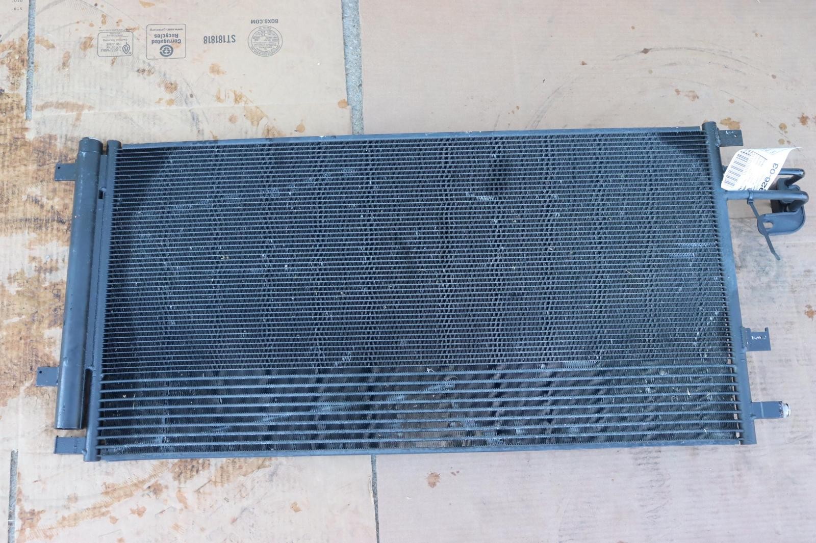 2015-2020 GMC YUKON 6.2L A/C AIR CONDITIONING CONDENSER 84802253 OEM