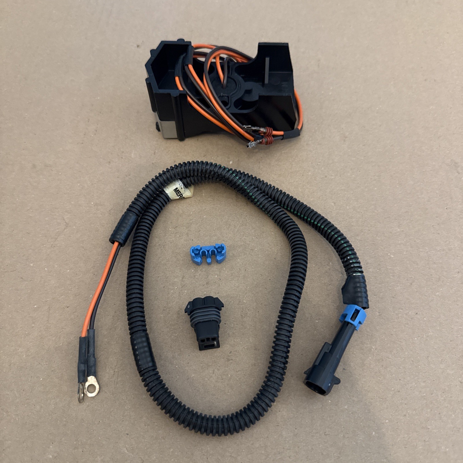 Mercury OEM MerCruiser Mercathode Electrode Alpha Bravo 98869a17 8M0085692
