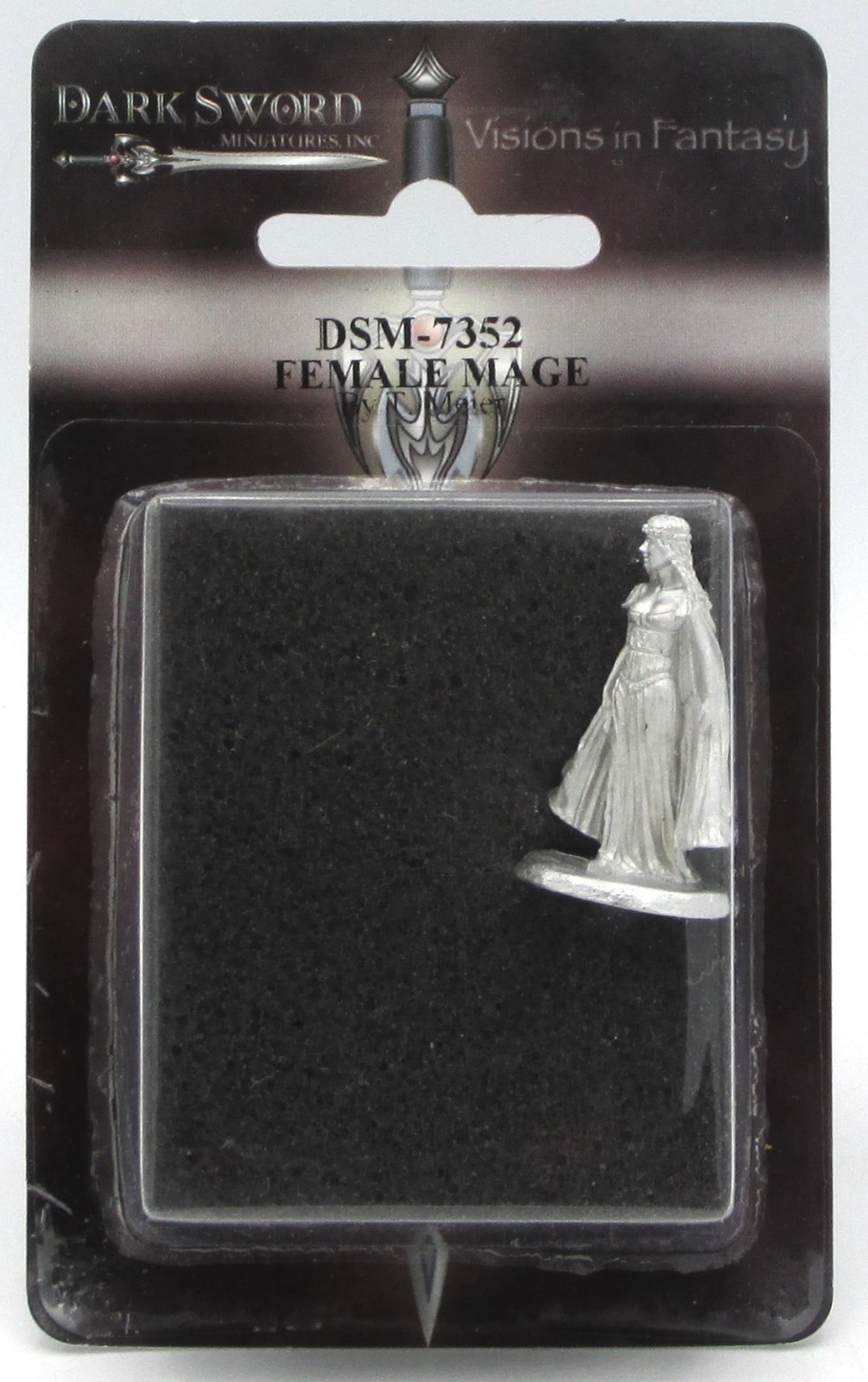Dark Sword DSM-7352 Female Mage (Tom Meier) Sorceress Wizard Noble Miniature NIB